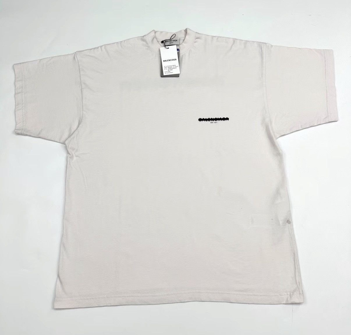 Balenciaga Balenciaga Logo Tape Short Sleeve T-shirt K12 Size US L / EU 52-54 / 3 - 1 Thumbnail