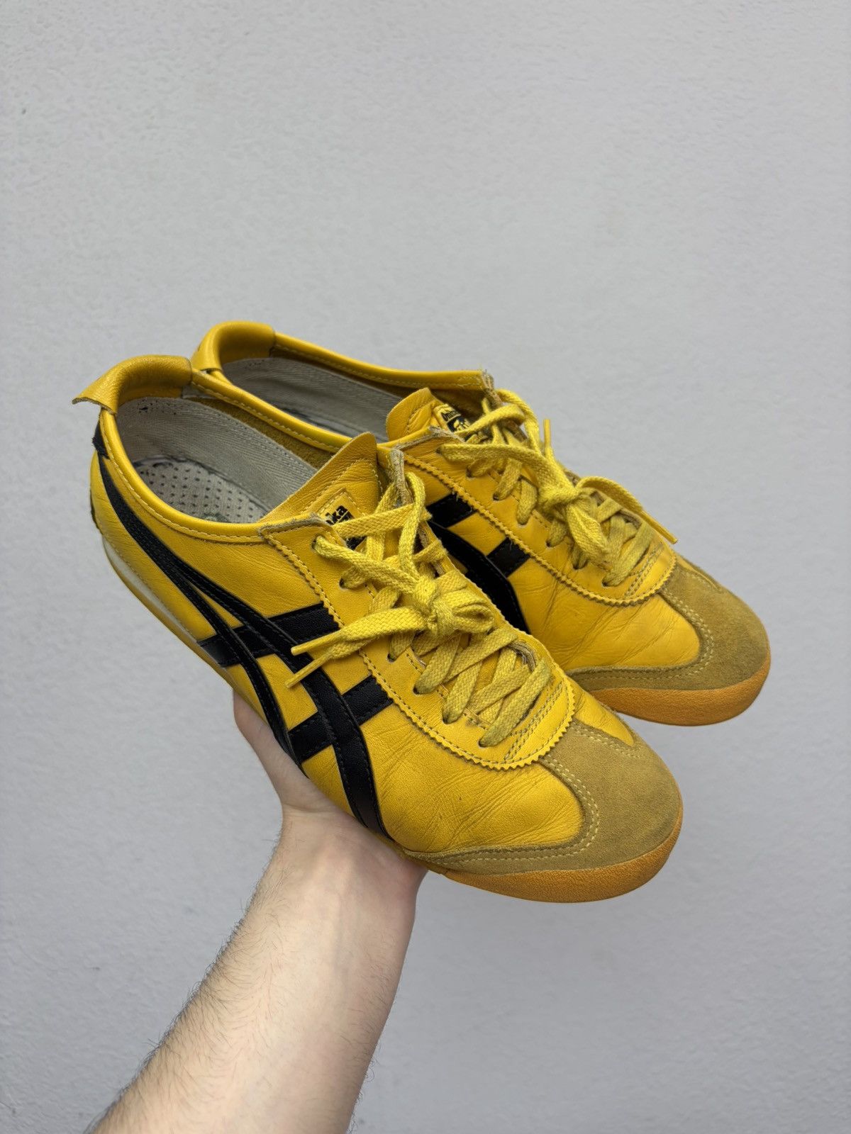 Asics Onitsuka Tiger Mexico 66 Yellow Black Leather Sneakers Y2K Size US 9 / EU 42 - 1 Thumbnail