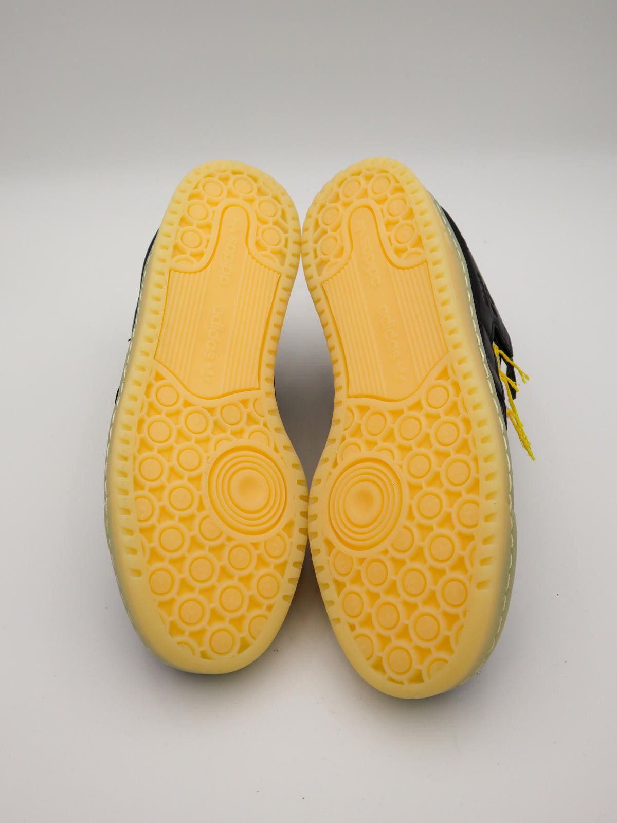 Adidas adidas Forum 84 Low Premium – FZ3773 – Black/Yellow – BNIB Size US 9.5 / EU 42-43 - 4 Thumbnail