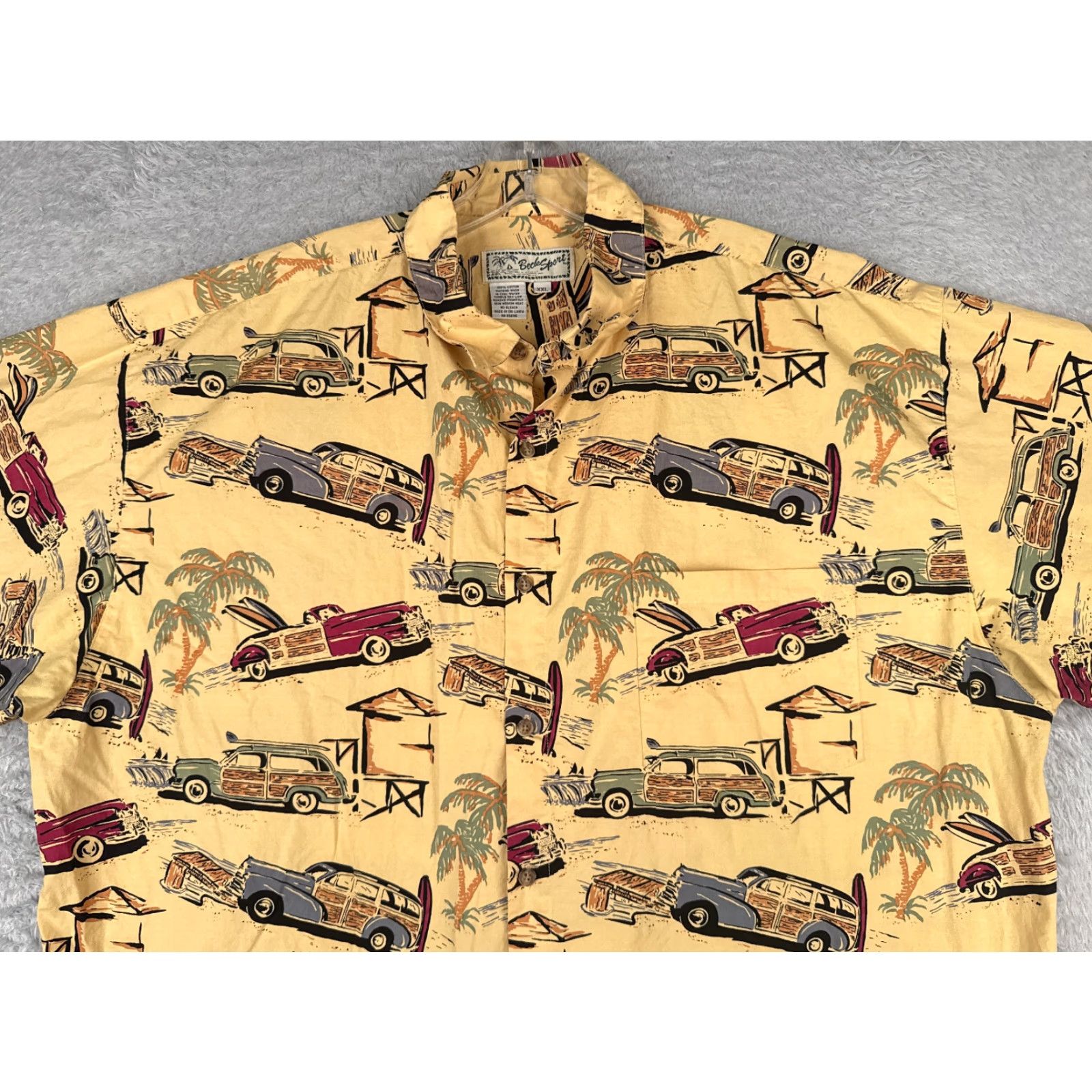 Vintage VINTAGE Beck Sport Shirt Mens 2XL Yellow Hawaiian Cars Button-Up 100% Rayon Floral Short Sleeve Beach/Relaxed Fit Size US XXL / EU 58 / 5 - 4 Thumbnail