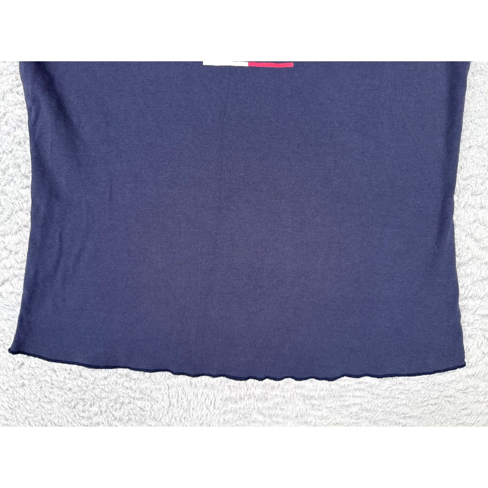 Tommy Hilfiger VINTAGE Tommy Hilfiger Shirt Women L Blue V-Neck Short Sleeve 100% Cotton USA Flag Pink Logo All Seasons Mens Women Girls Amd? Size L / US 10 / IT 46 - 5 Thumbnail