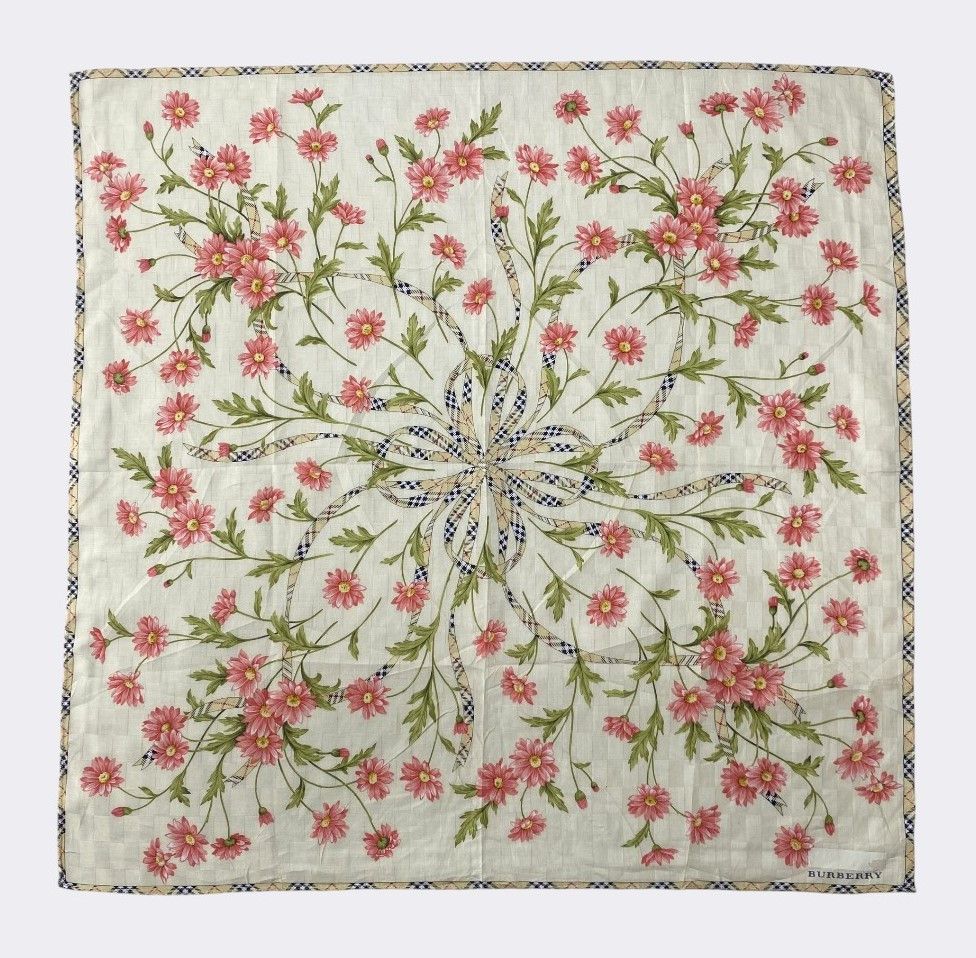 Burberry Vintage Burberry Handkerchief Neckerchief Bandana H251R Size ONE SIZE - 1 Thumbnail