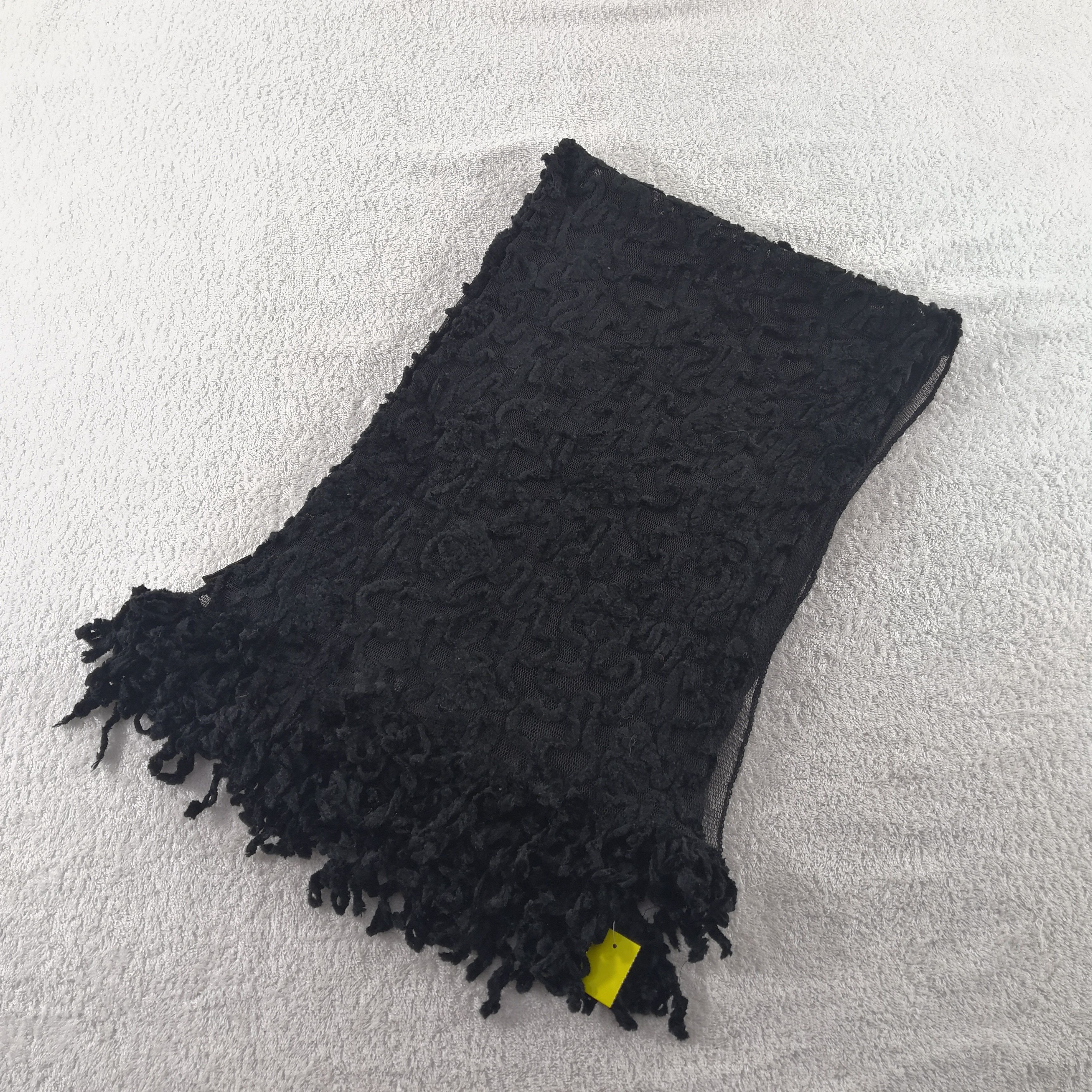 Vintage Vintage Carrera Scarf Wool Mesh Muffler Knit Scarves . Size ONE SIZE - 2 Thumbnail