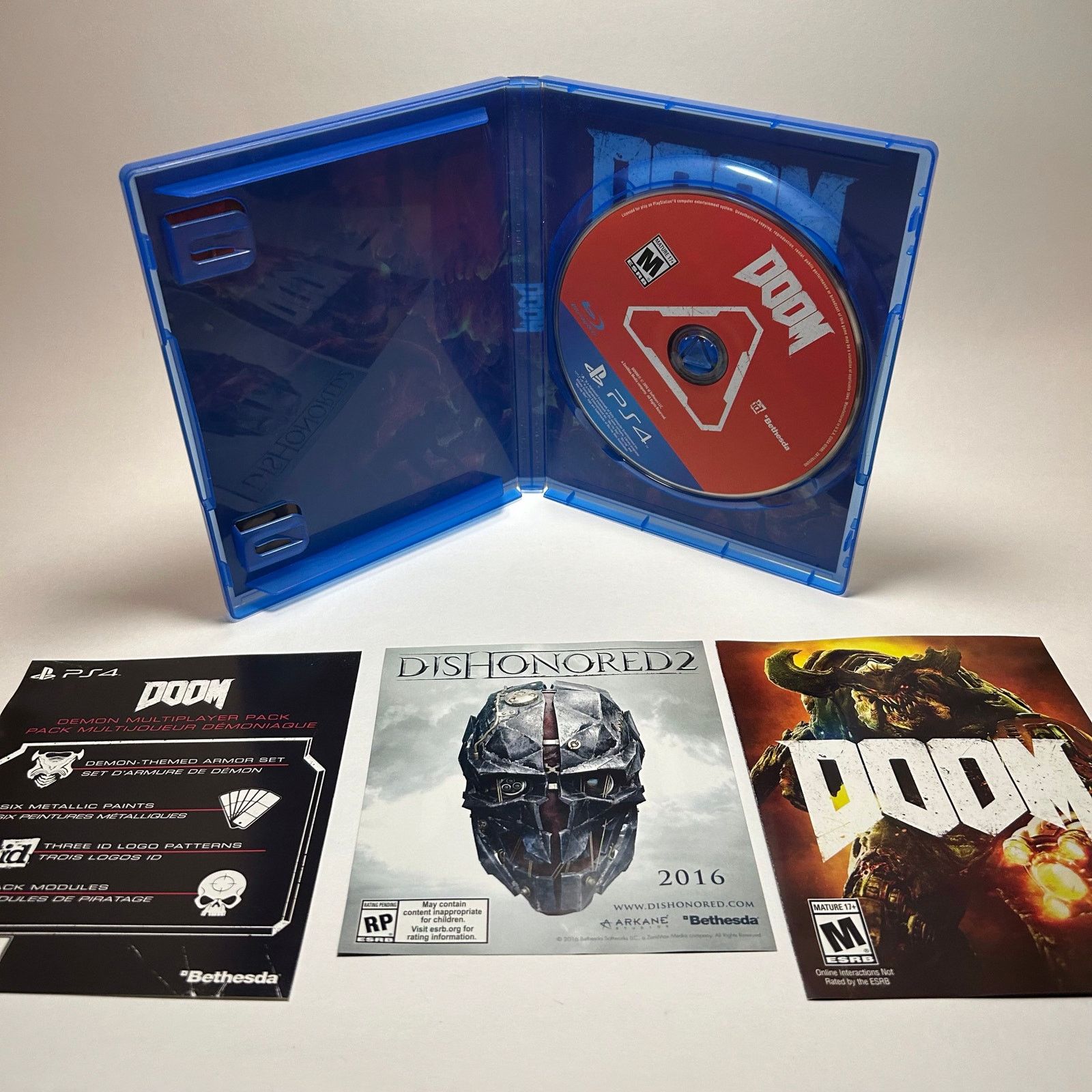 Sony Doom - CIB - PS4 Size 26 - 2 Thumbnail