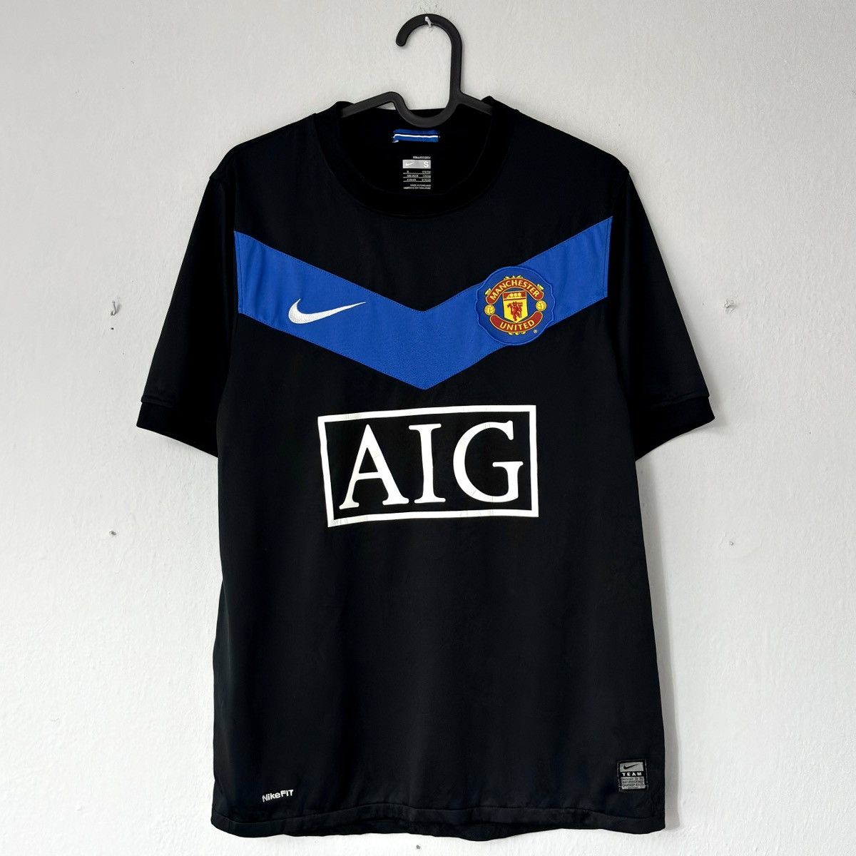 Nike 2009 2010 Manchester United Nike Away Kit Soccer Jersey Tee Size US S / EU 44-46 / 1 - 2 Thumbnail