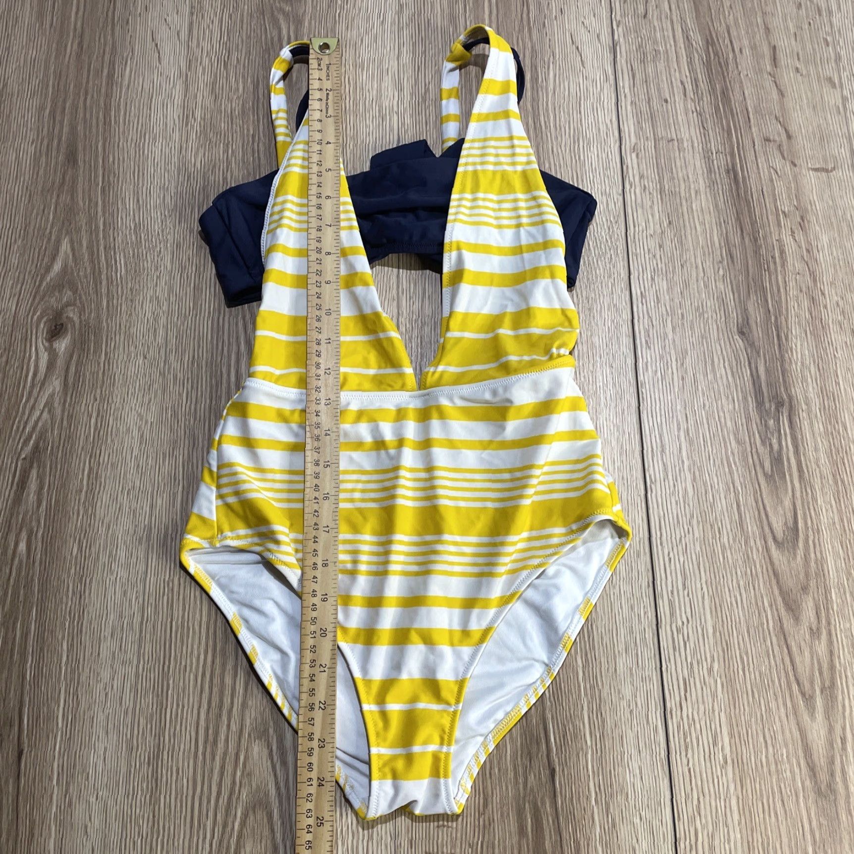American Eagle Outfitters VINTAGE American Eagle Women's Striped One-Piece Swimsuit S Yellow Full Coverage Racerback Layered Size ONE SIZE - 2 Thumbnail