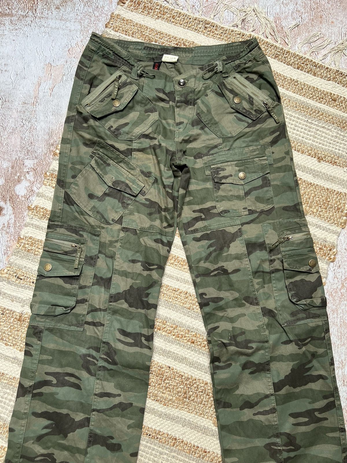 Japanese Brand × Vintage Vintage military camo cargo pants Size US 33 - 4 Thumbnail