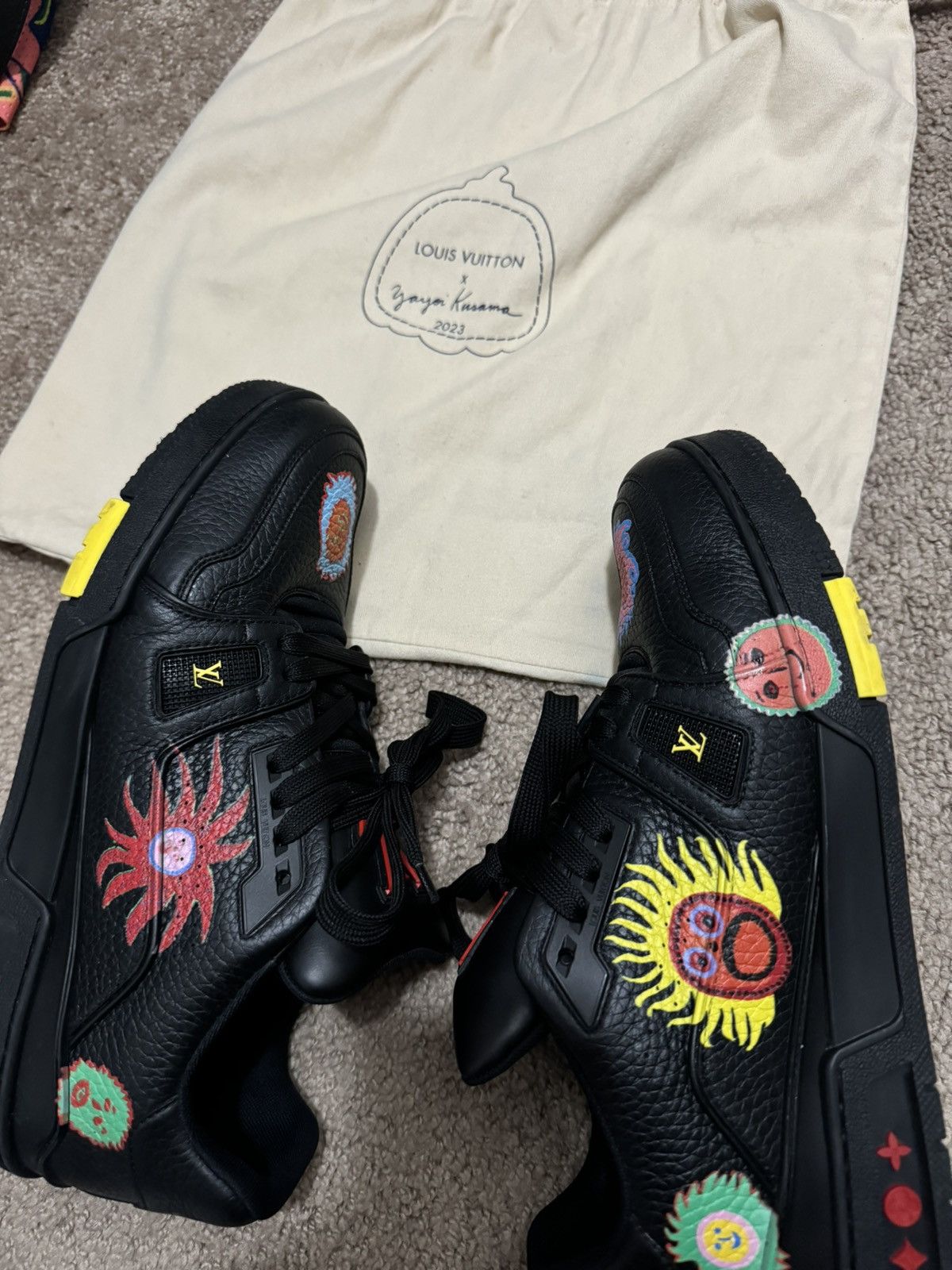 Louis Vuitton Louis Vuitton x Yayoi Kusama Trainer Black Print Size US 9 / EU 42 - 5 Thumbnail