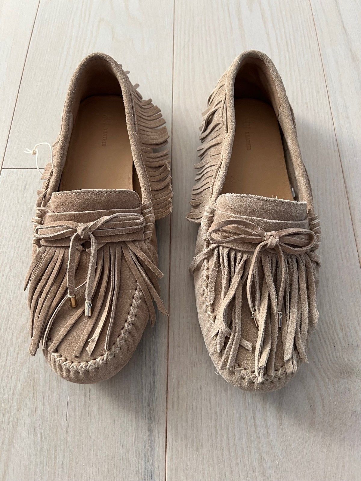 H&M H&M Fringed Split Suede Loafers Shoes in Beige ( 9.5 ) Size US 9.5 / IT 39.5 - 2 Thumbnail