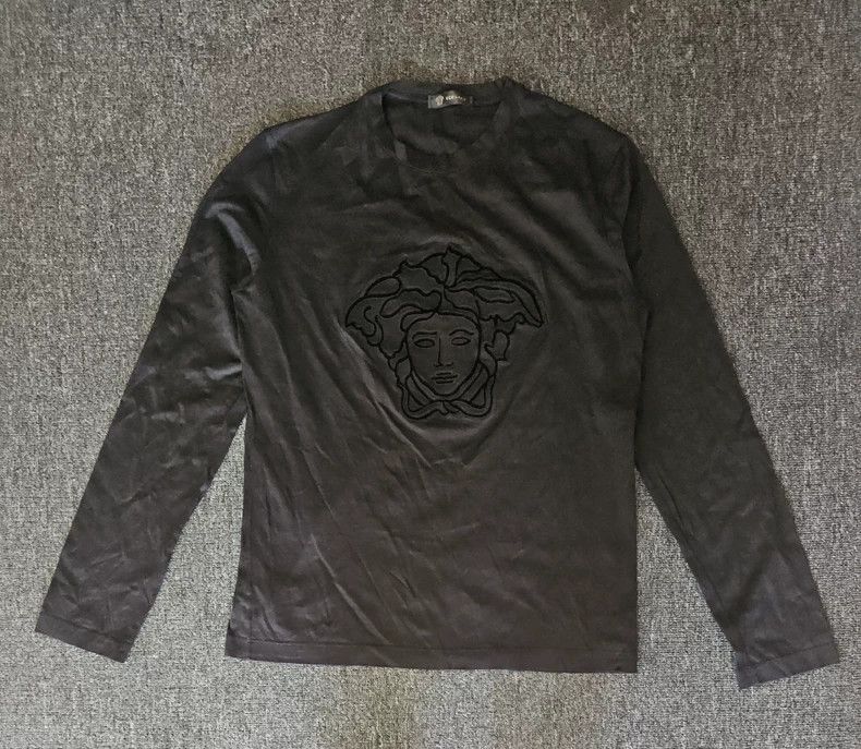 Versace Versace Long Sleeve Graphic T-Shirt-yf Size US M / EU 48-50 / 2 - 1 Thumbnail