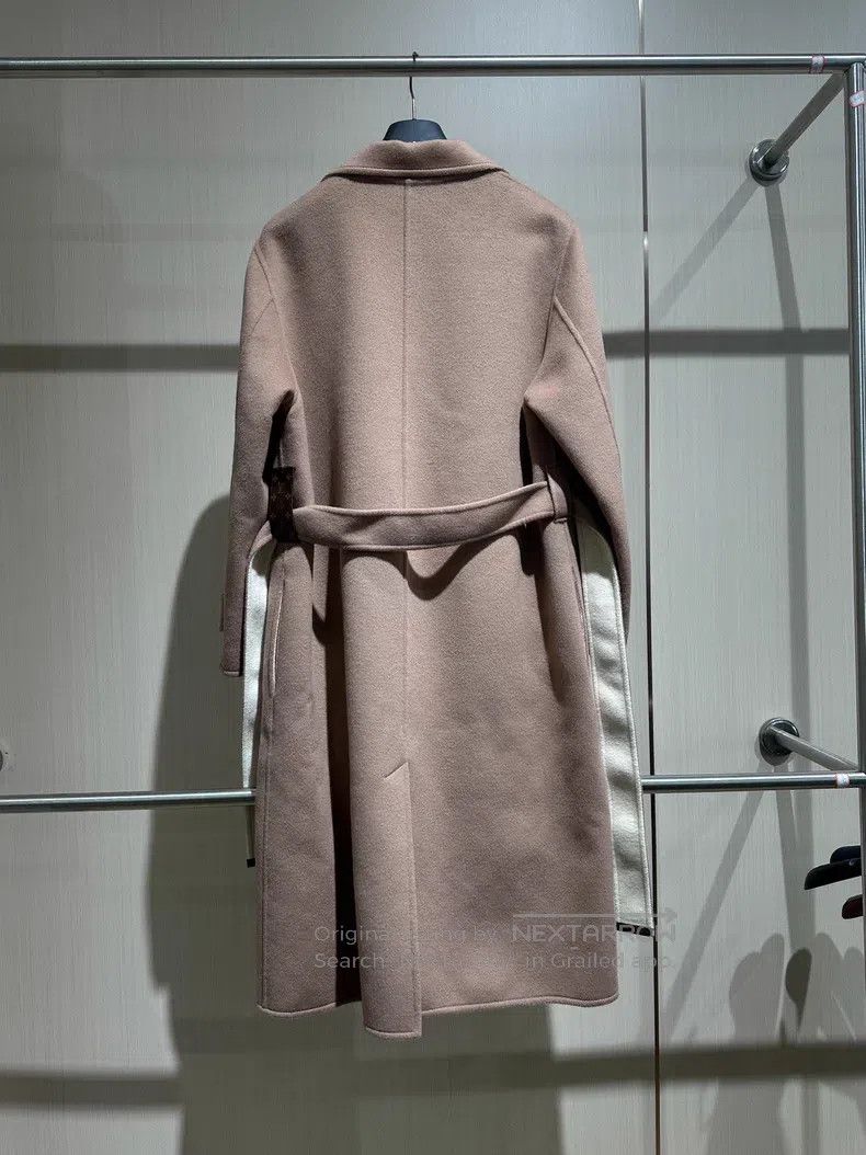 Louis Vuitton Louis Vuitton Wool Long Sleeve Coat Size XXS / US 00 / IT 34 - 2 Thumbnail