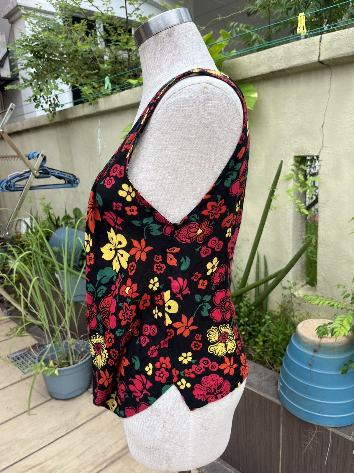 Limi Feu Ss 06’ Black floral printed tank Size S / US 4 / IT 40 - 3 Thumbnail