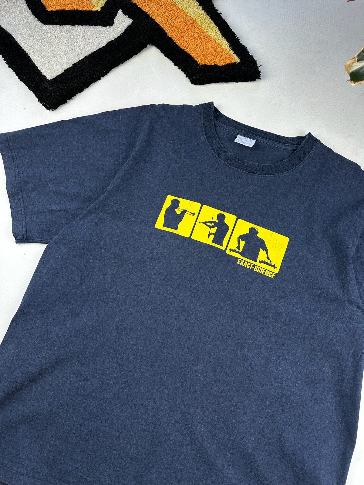 Ecko Unltd. Vintage Technics style dj vinyl tee Vinyl aphex twin bjork Size US L / EU 52-54 / 3 - 4 Thumbnail