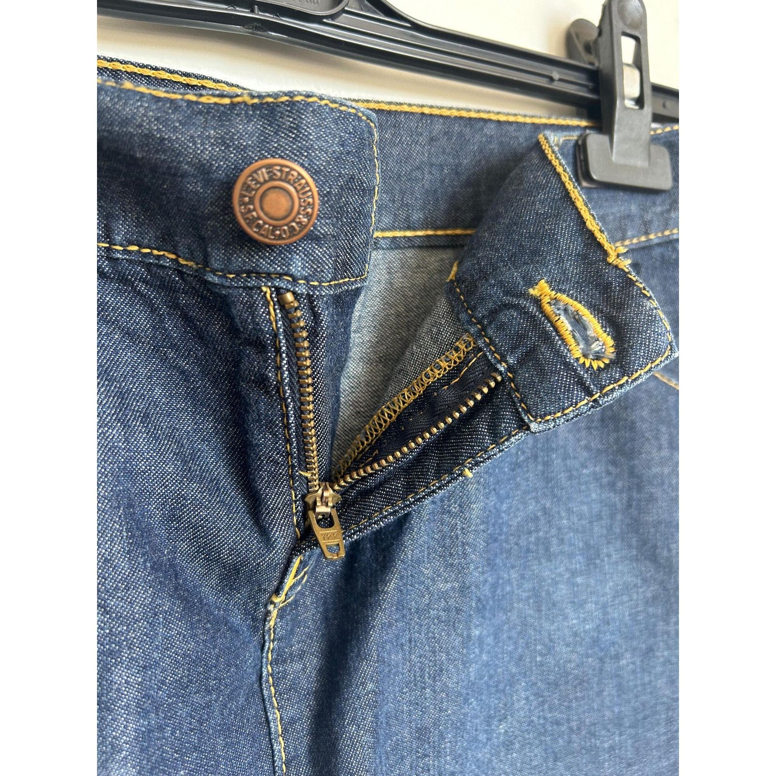 Levi's Vintage Levi’s Mini Skirt 90s Y2K Mid Waist Size 26" / US 2 / IT 38 - 7 Thumbnail