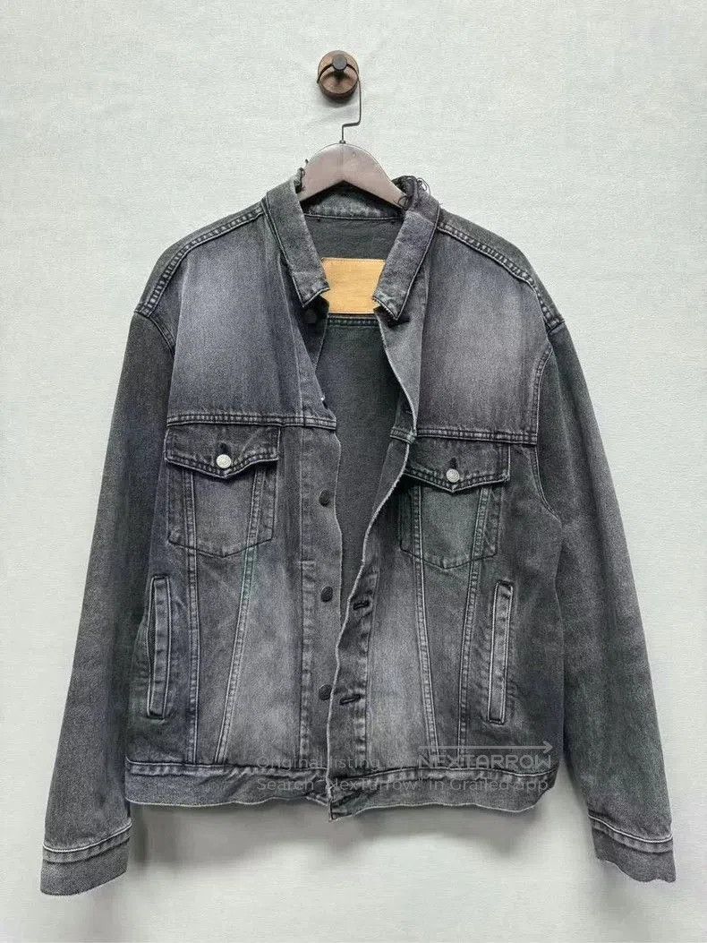 Balenciaga Balenciaga Back Logo Denim Jacket. Size US S / EU 44-46 / 1 - 1 Thumbnail