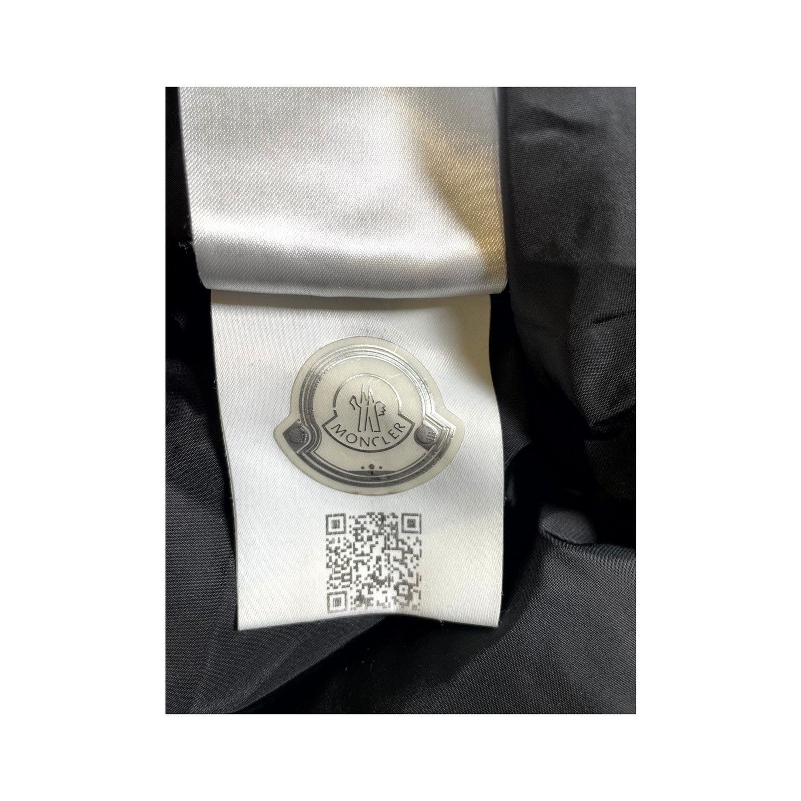 Moncler Moncler "Laveda Giubbotto" Black Puffer Jacket Size US XL / EU 56 / 4 - 18 Thumbnail