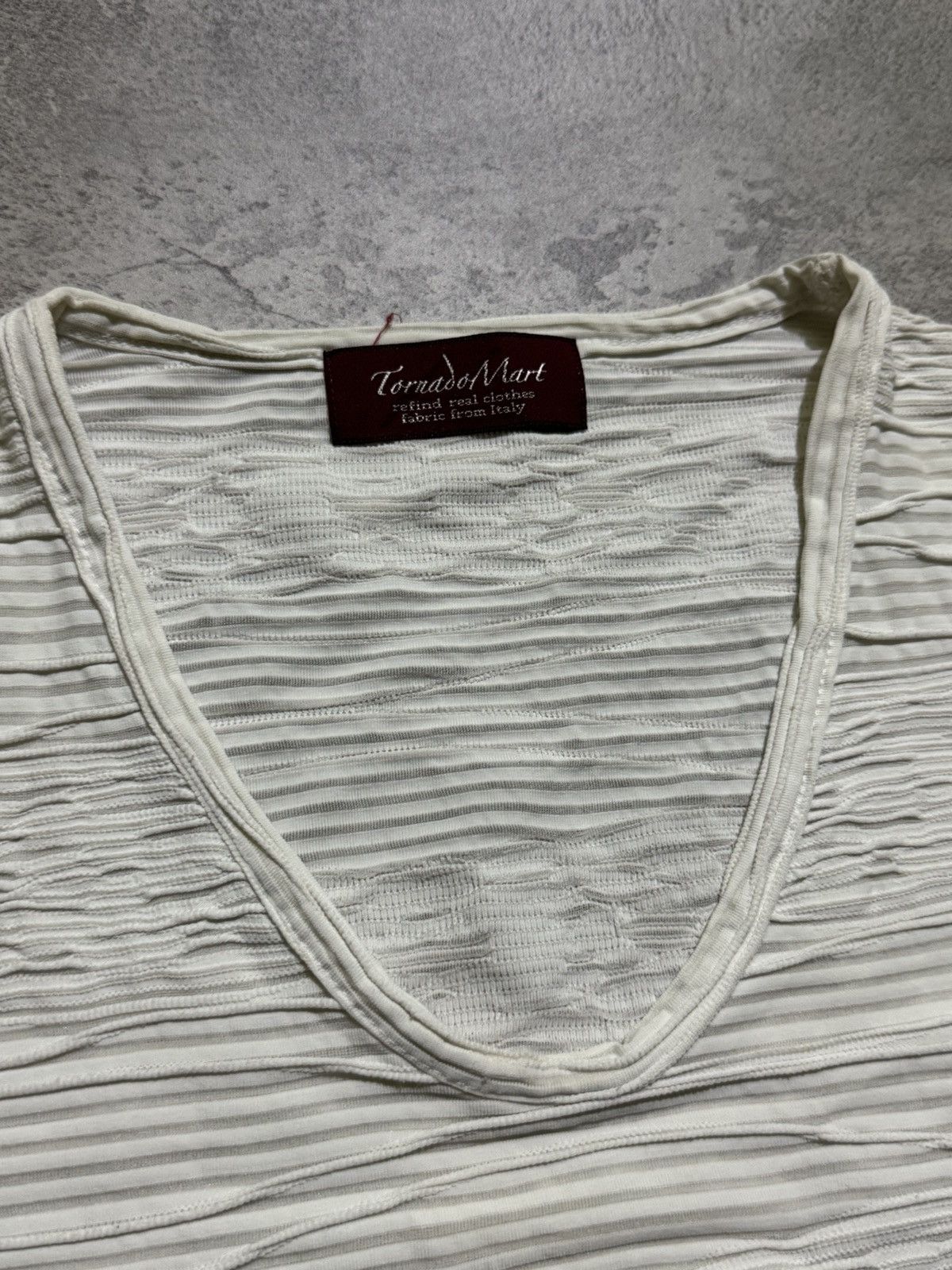 Tornado Mart 1990s Tornado Mart Textured Weave Ifsixwasnine tshirt Size US M / EU 48-50 / 2 - 3 Thumbnail