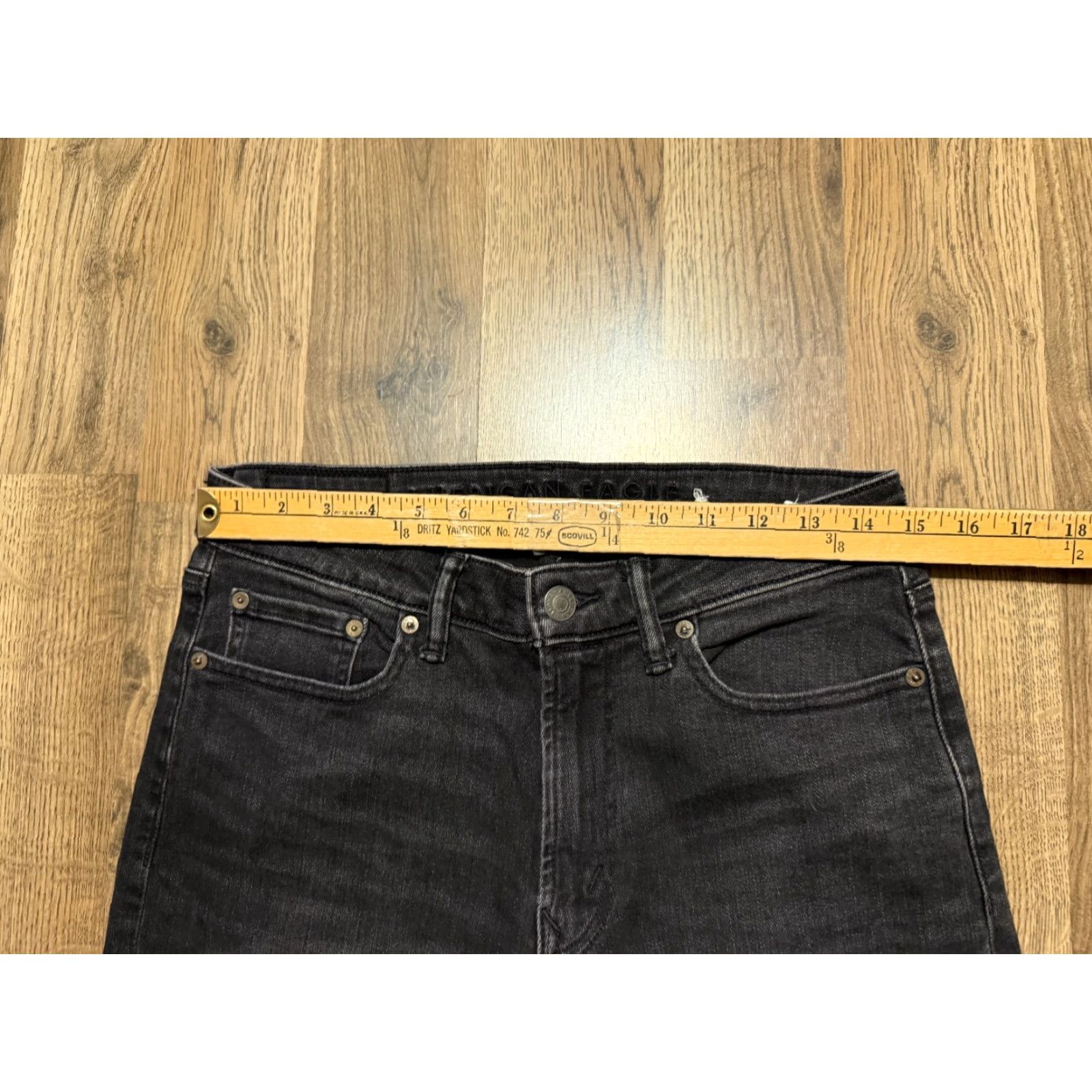American Eagle Outfitters American Eagle Jeans Men Size 30x34 Black Denim Straight Leg Raw Hem Button 5-Pocket Design Jeans Mens Regular Rise Mid Inseam 34 Size US 30 / EU 46 - 7 Thumbnail