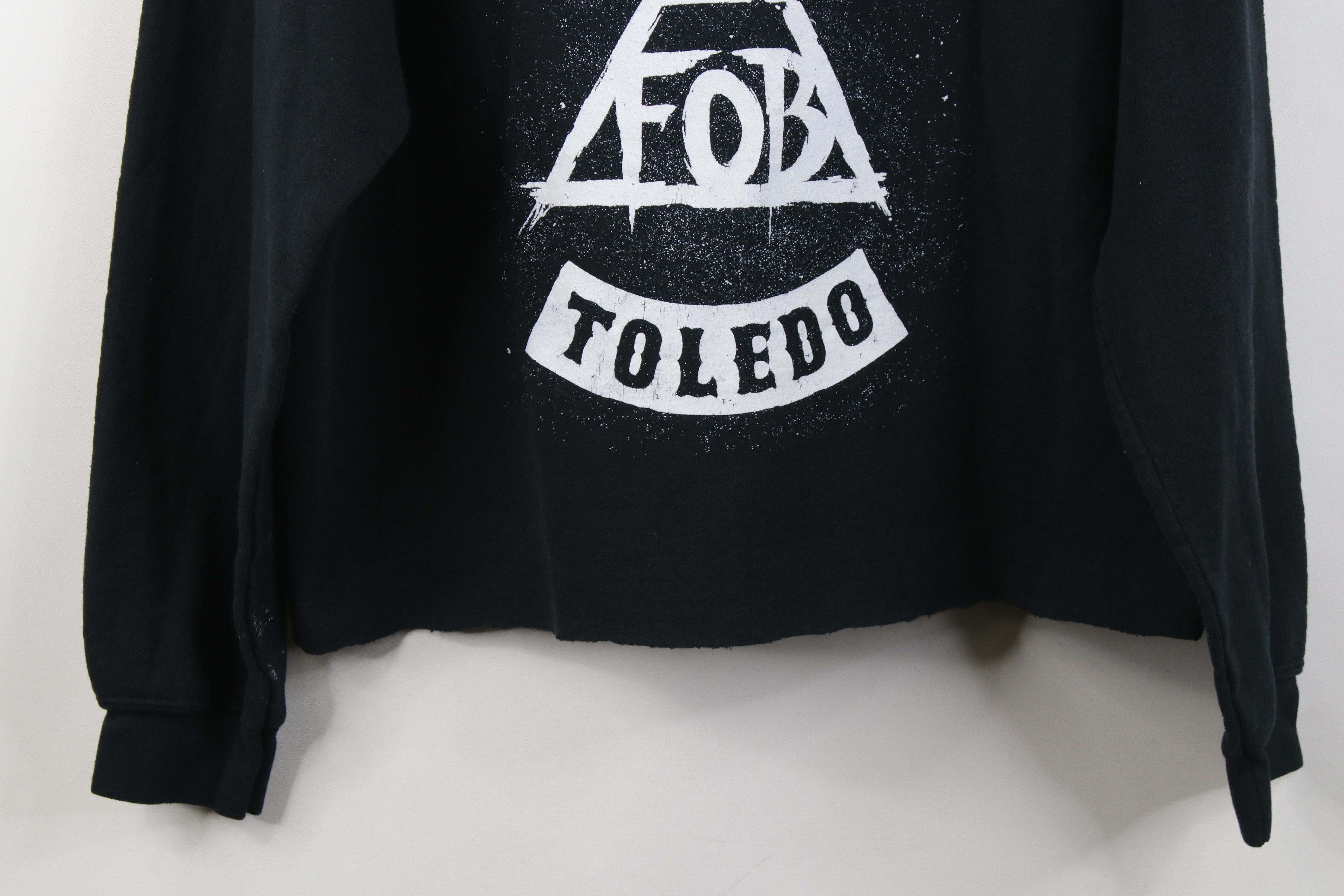 Vintage Vintage Y2K 2014 Fall Out Boy Band Sweatshirt Black Size L / US 10 / IT 46 - 3 Thumbnail