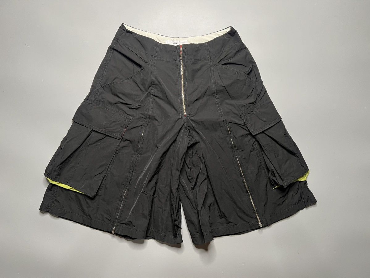 Toga Toga Pulla A/W 22-23 Multizip Cargo Skirt Short Size 26" / US 2 / IT 38 - 1 Thumbnail