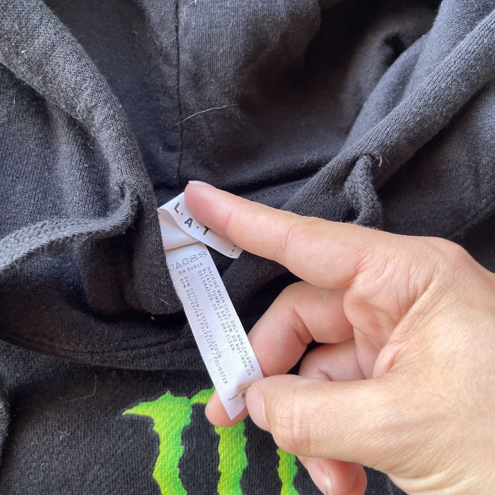 Vintage Monster Energy Hoodie Shirt Men S Black Graphic Print Hooded Pockets 90s Grunge Sports Skate Motocross Size US S / EU 44-46 / 1 - 5 Thumbnail