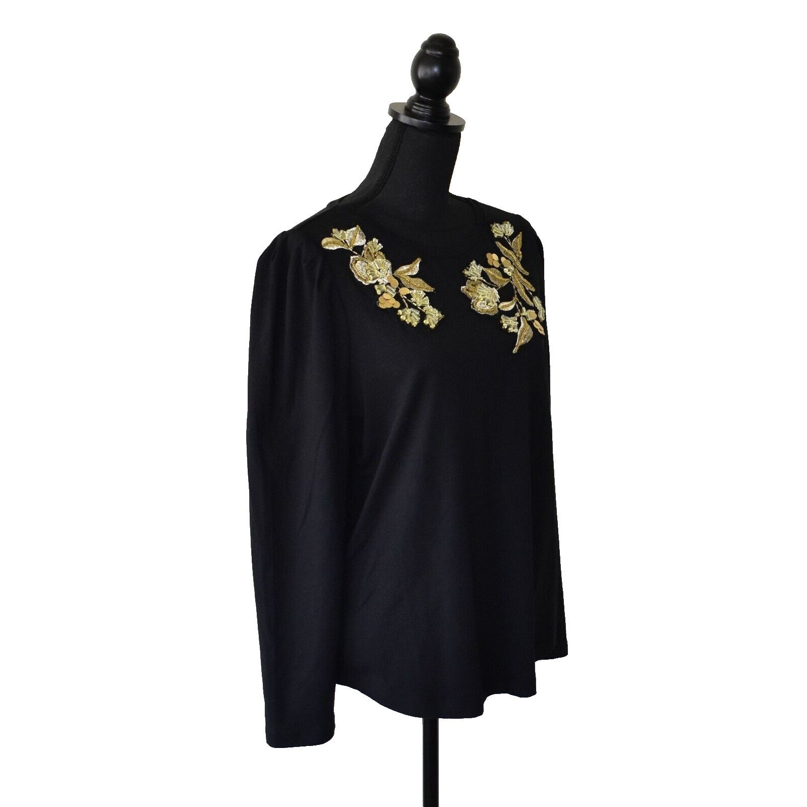 Chicos NWT CHICOS Cotton Knit Embroidered Beaded Top Size 2/L $89 Size L / US 10 / IT 46 - 2 Thumbnail