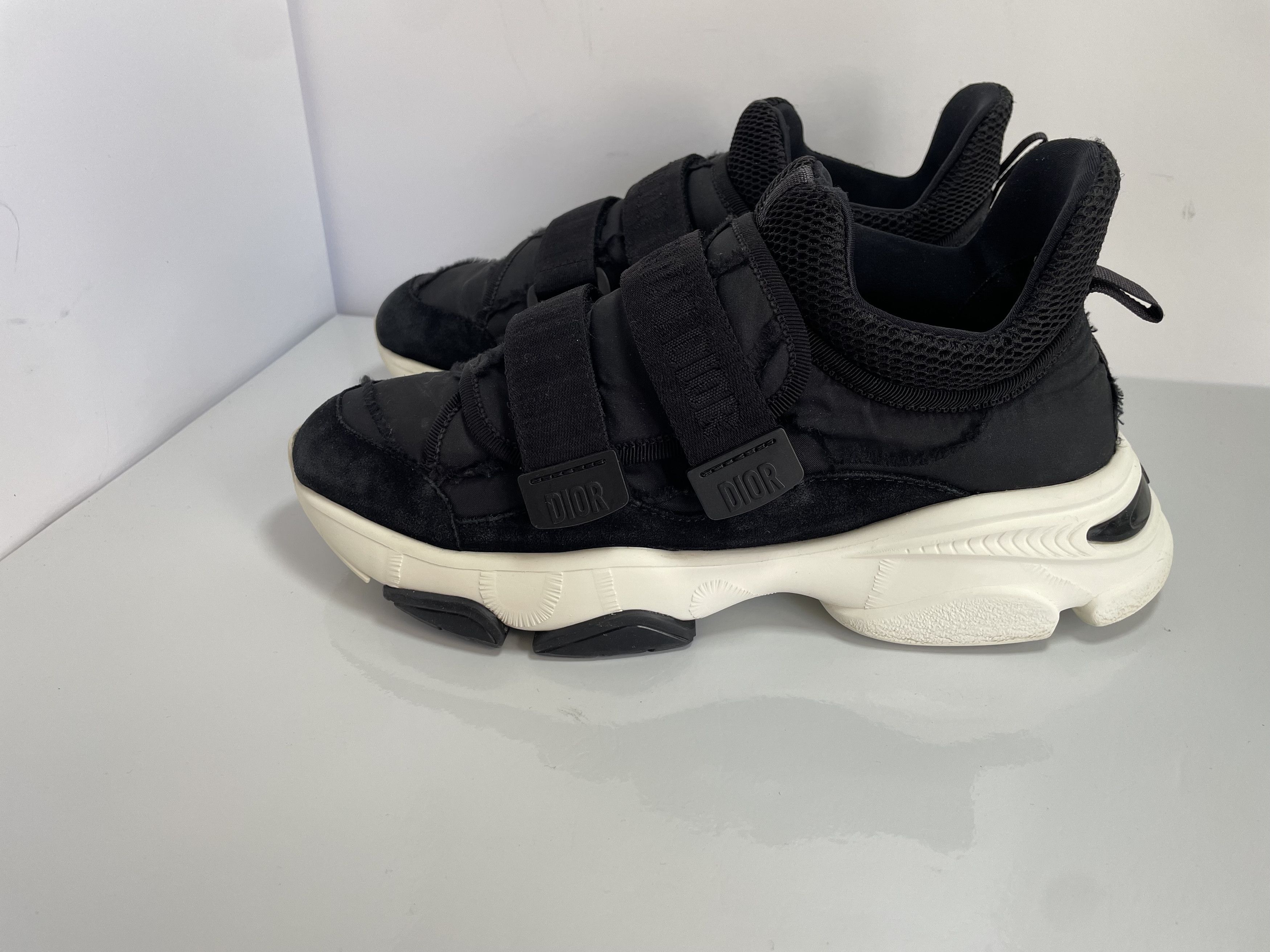 Dior Dior D-Wander canvas sneakers Size US 8.5 / IT 38.5 - 2 Thumbnail