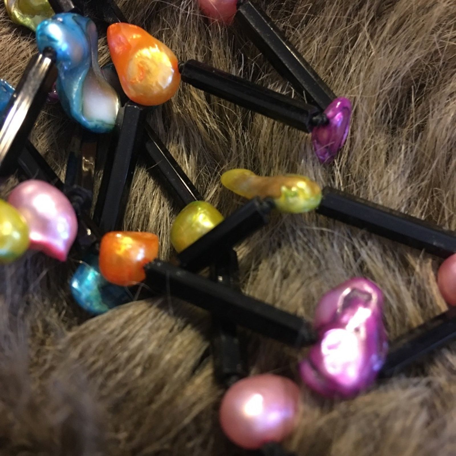Jewelry Colorful dyed abalone shell bugle bead necklace Size ONE SIZE - 8 Thumbnail