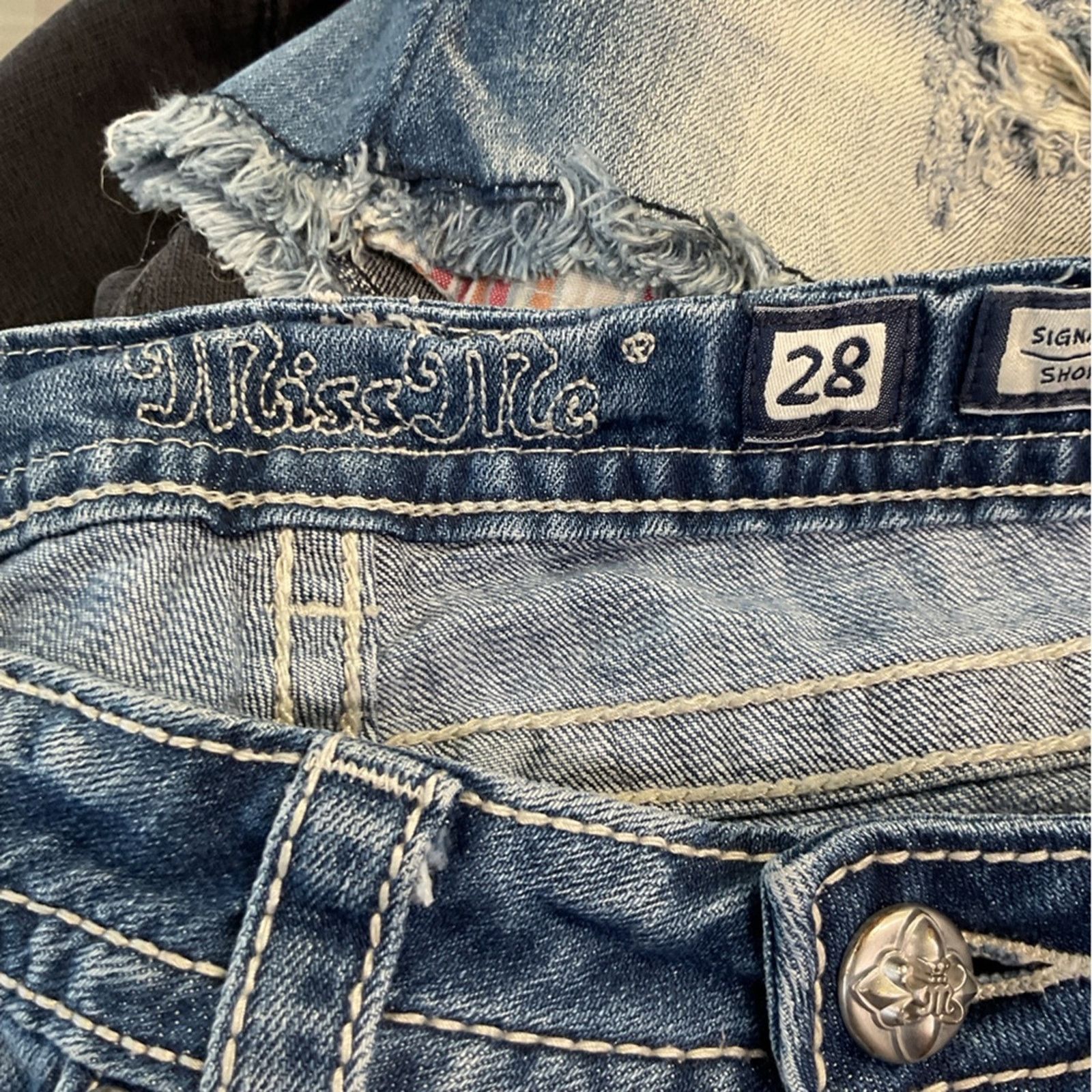 Miss Me Miss Me Embellished Flap Pocket Denim Jean Shorts Size 29" - 4 Thumbnail