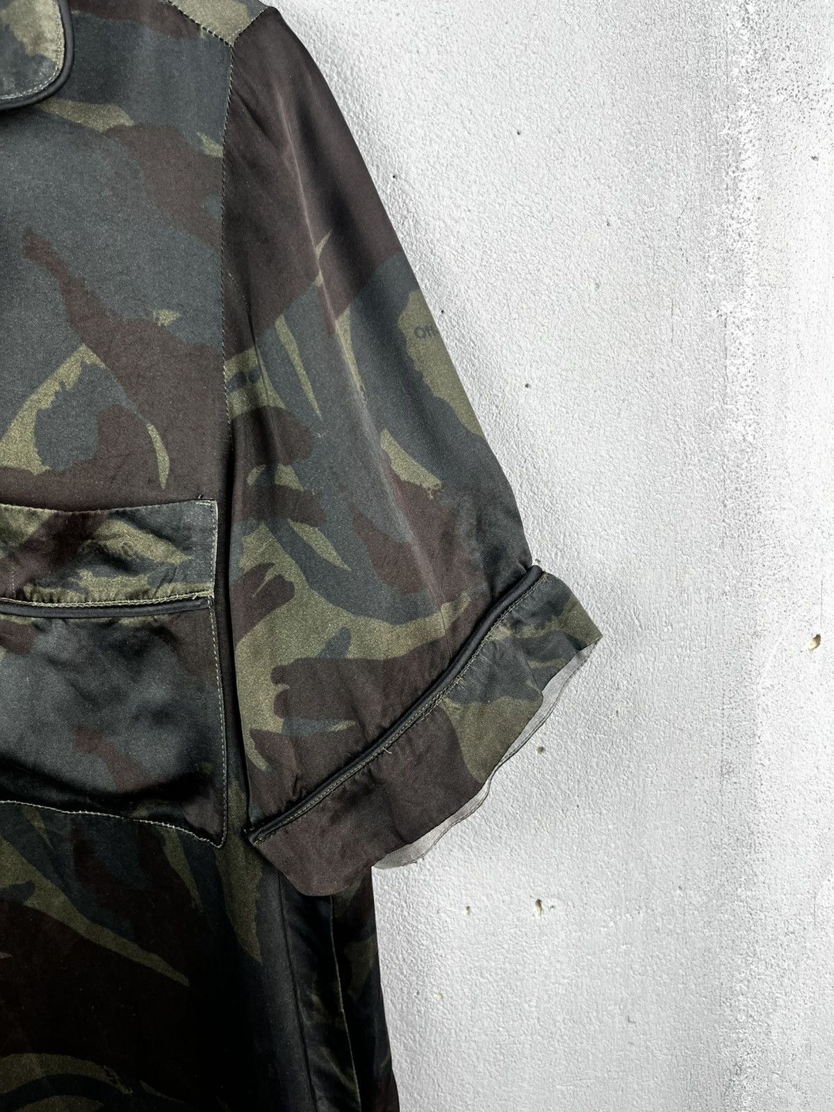 Off-White Of White camo shirt Size US S / EU 44-46 / 1 - 9 Thumbnail