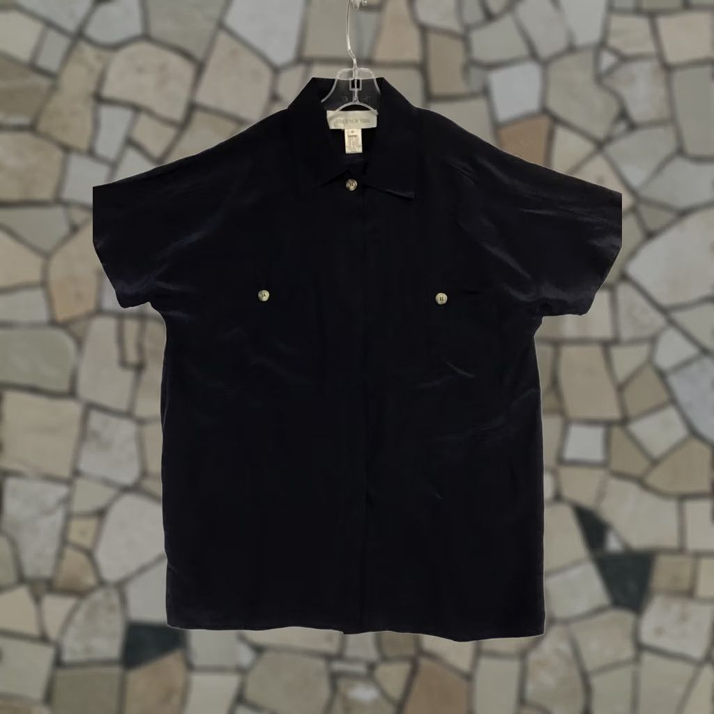 Jones New York Jones New York Womens Silk Button-Up Blouse Navy Size 6 Short Sleeve Size M / US 6-8 / IT 42-44 - 1 Thumbnail