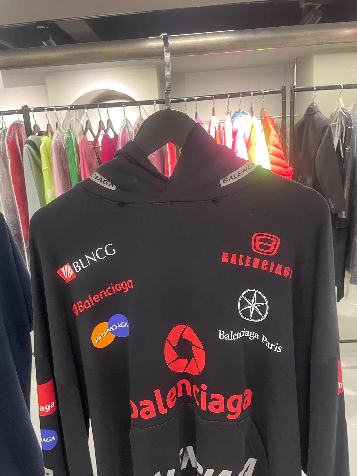 Balenciaga Balenciaga Racing Logo Oversized Unisex Hoodie Size S / US 4 / IT 40 - 2 Thumbnail