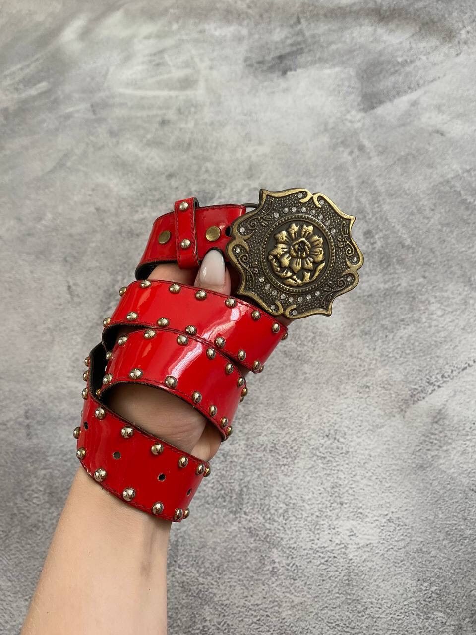 Vintage Vintage Red Rose Studded Belt Size 28 - 1 Thumbnail