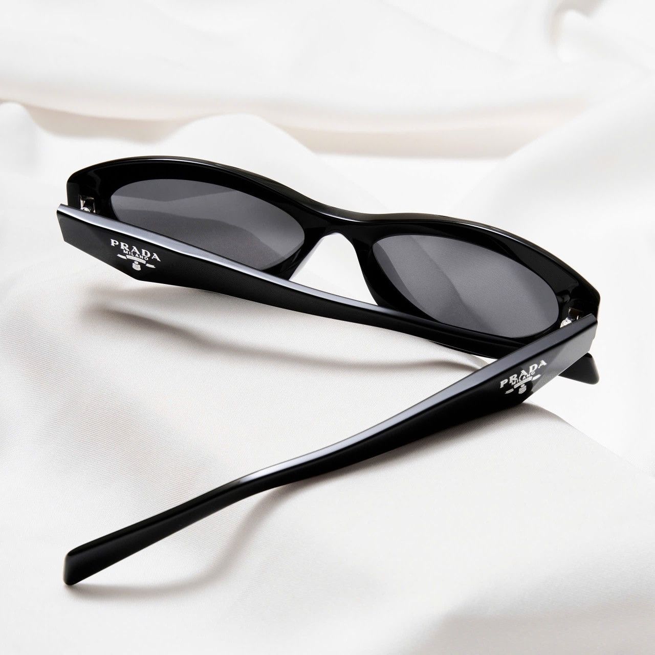 Prada PRADA 0PR 26ZS 16K08Z SUNGLASSES Size ONE SIZE - 7 Thumbnail