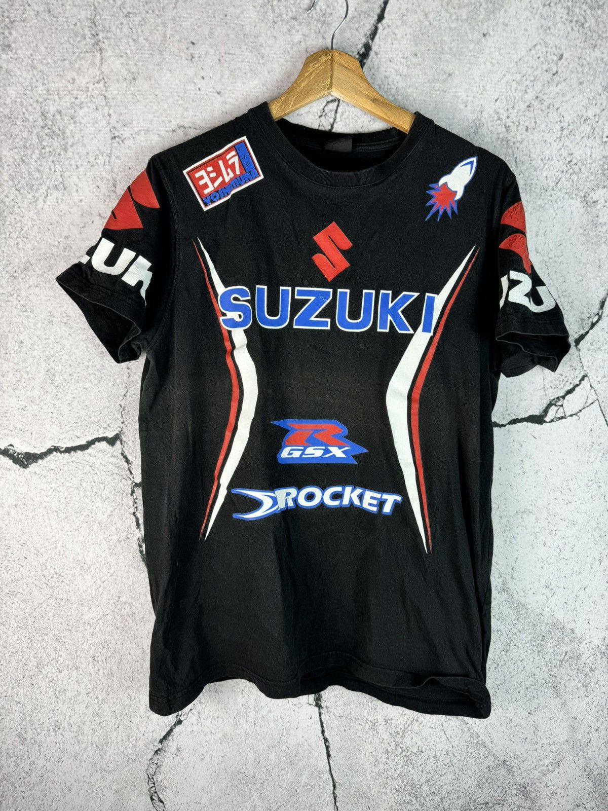 Vintage 1990’s Suzuki gsxR racing vintage tee t-shirt Size US L / EU 52-54 / 3 - 1 Thumbnail