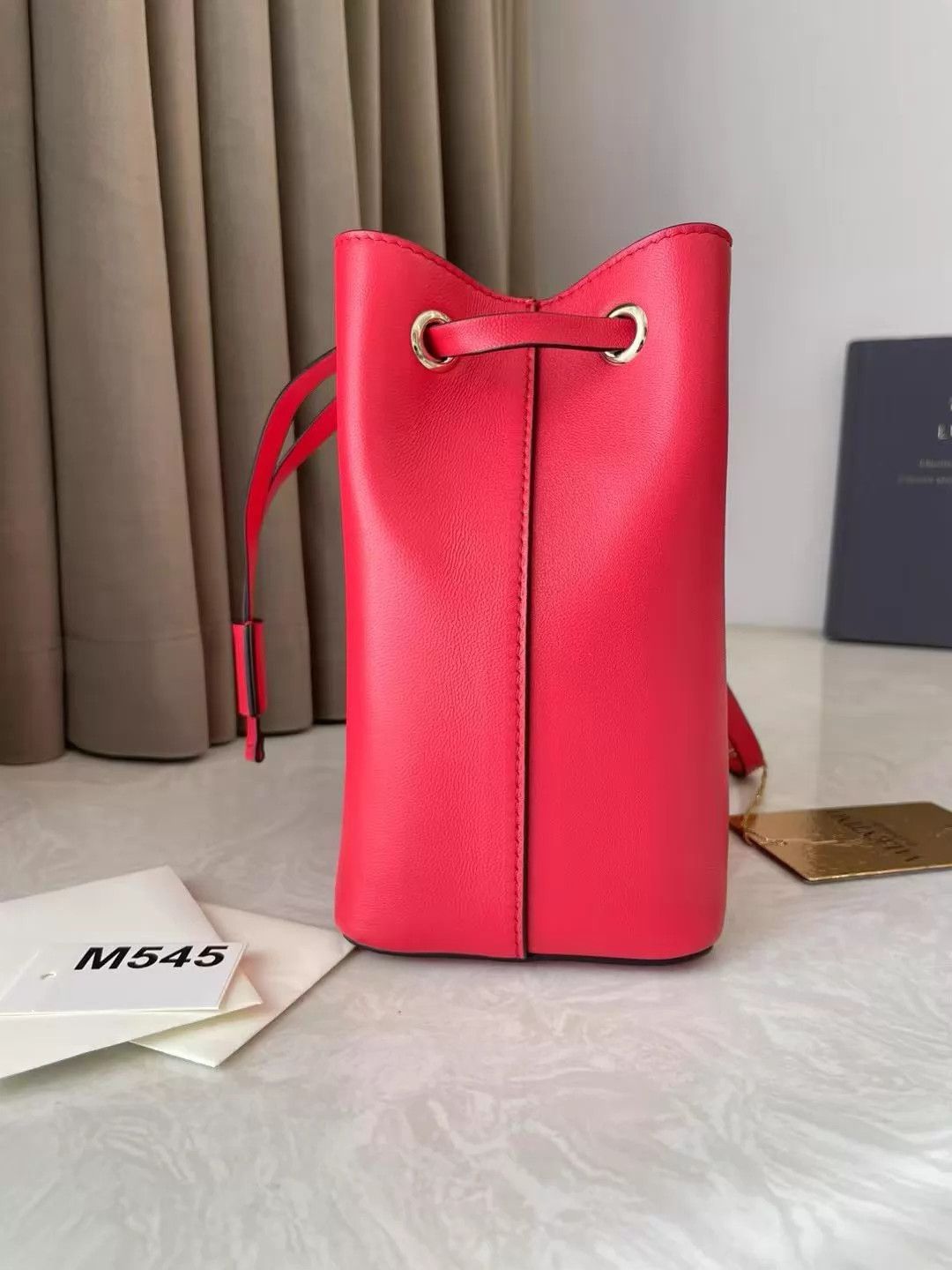 Valentino Valentino Festive Red Drawstring Bucket Bag M545 Size ONE SIZE - 4 Thumbnail