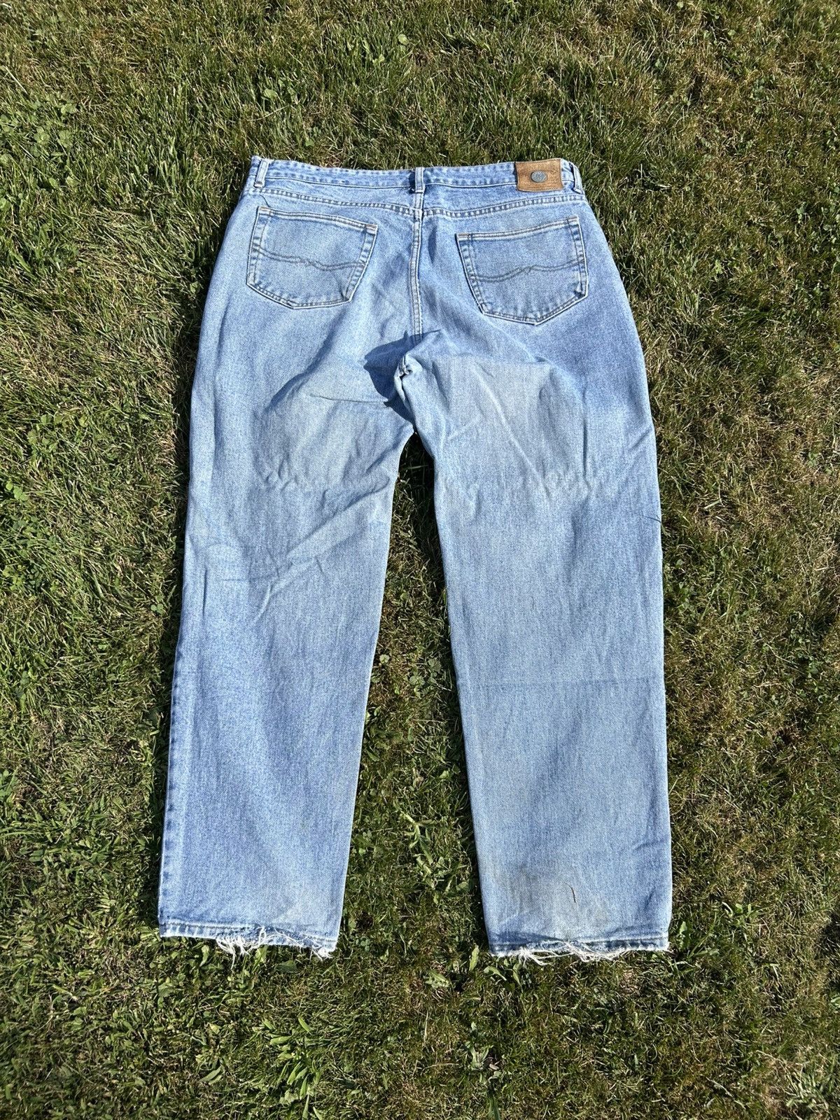 Tommy Hilfiger Vintage Tommy Hilfiger Baggy Fit Jeans Size US 40 / EU 56 - 4 Thumbnail