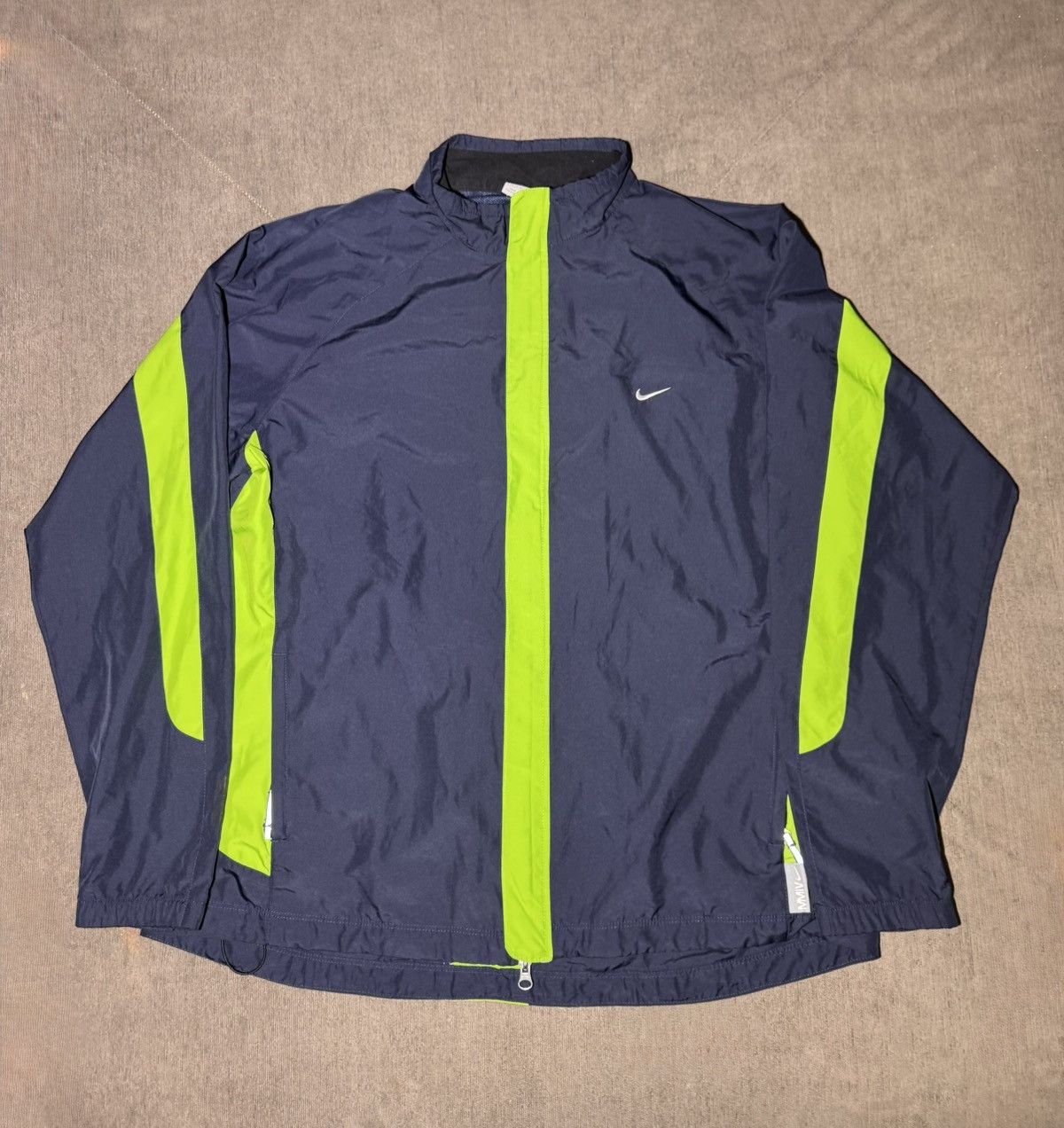 Nike vintage Nike "MMIV" lightweight nylon windbreaker jacket Size US XL / EU 56 / 4 - 1 Thumbnail