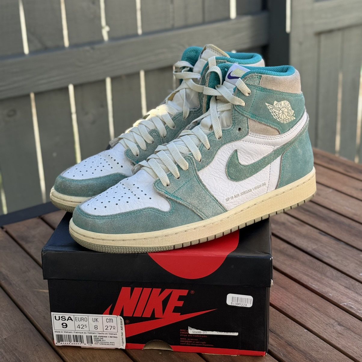 Jordan Brand Nike Air Jordan 1 Retro OG High Turbo Green Size US 9 / EU 42 - 1 Thumbnail