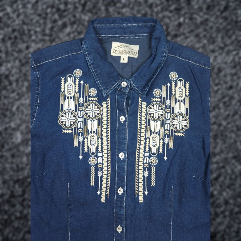 Denime Overland Chambray Denim Embroidered Shirt Women's Large Blue Button Up Western Shirt Size L / US 10 / IT 46 - 1 Thumbnail
