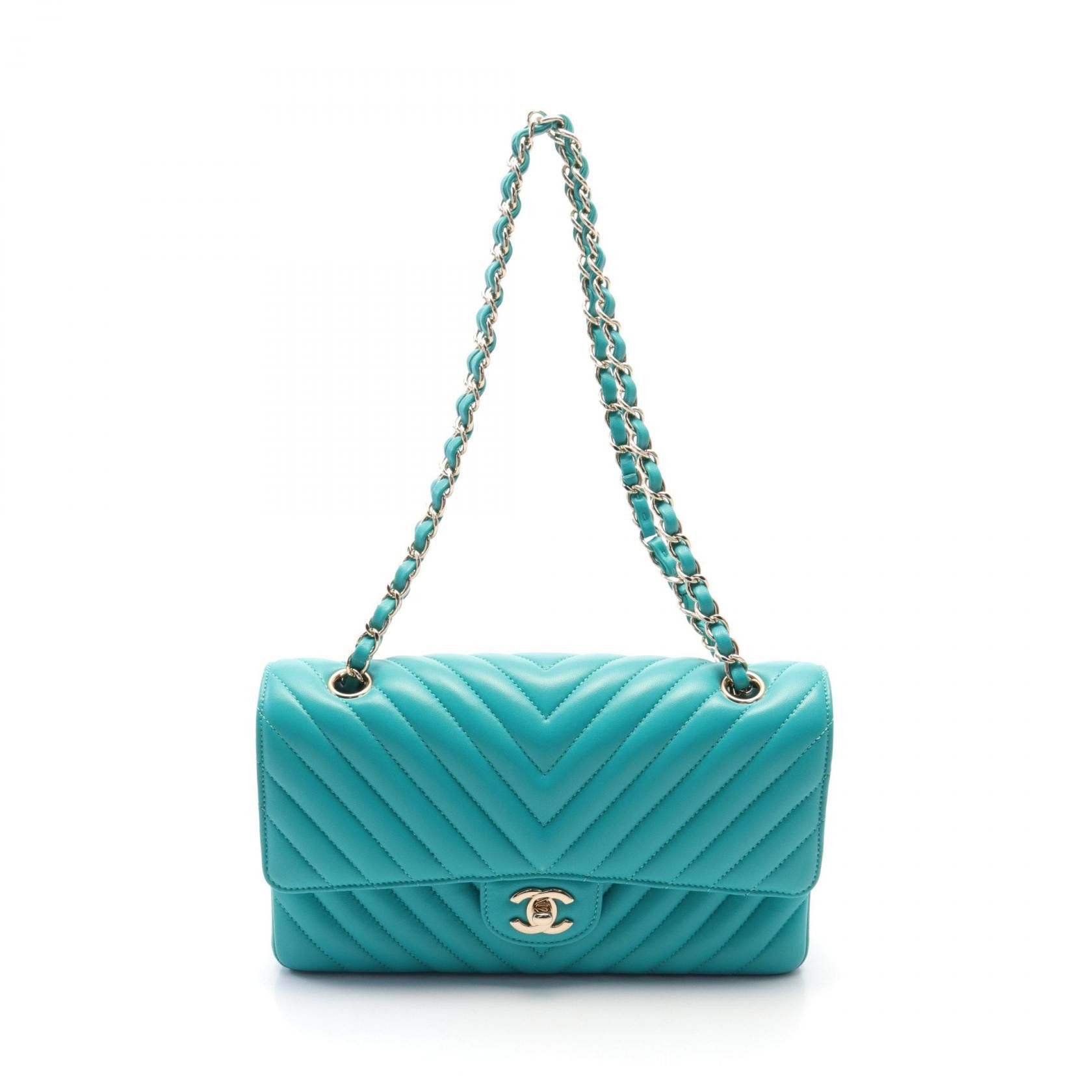 Chanel Chanel Chevron V Stitch Leather Shoulder Bag Leather Shoulder Bag A01166 in Green, Women's