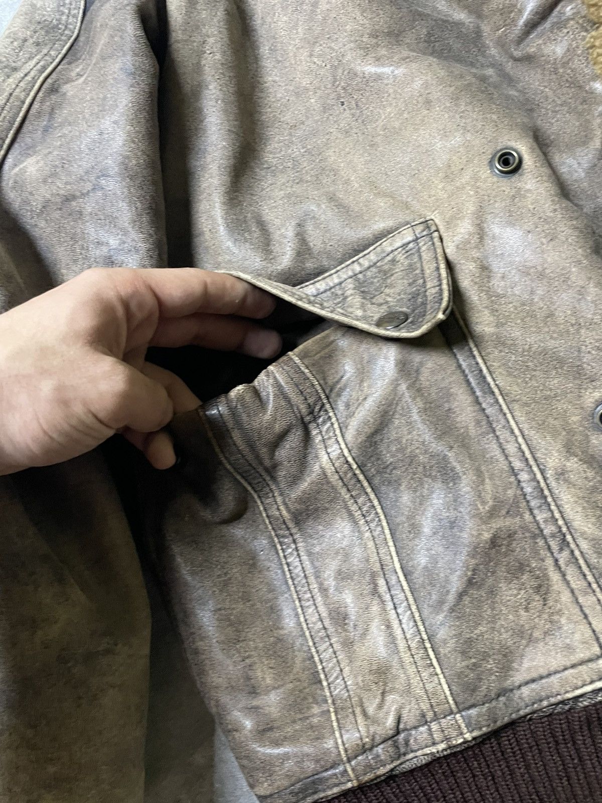 Genuine Leather 70s Multi-pocket Bomber Leather Flight Jacket Military Army Size US L / EU 52-54 / 3 - 6 Thumbnail