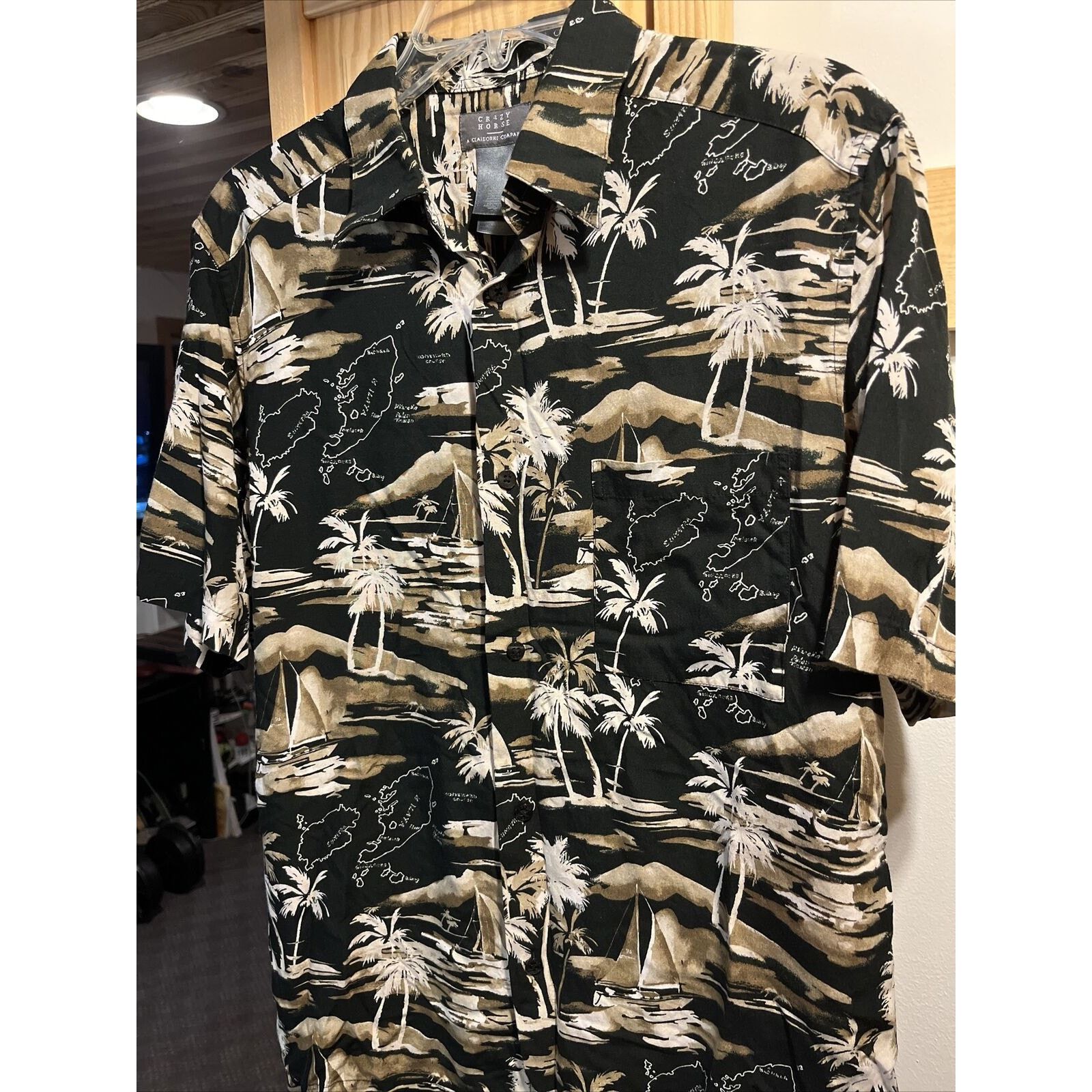 Other Crazy Horse Men's M Black Floral Button Rayon Hawaiian Shirt Size US M / EU 48-50 / 2 - 8 Thumbnail