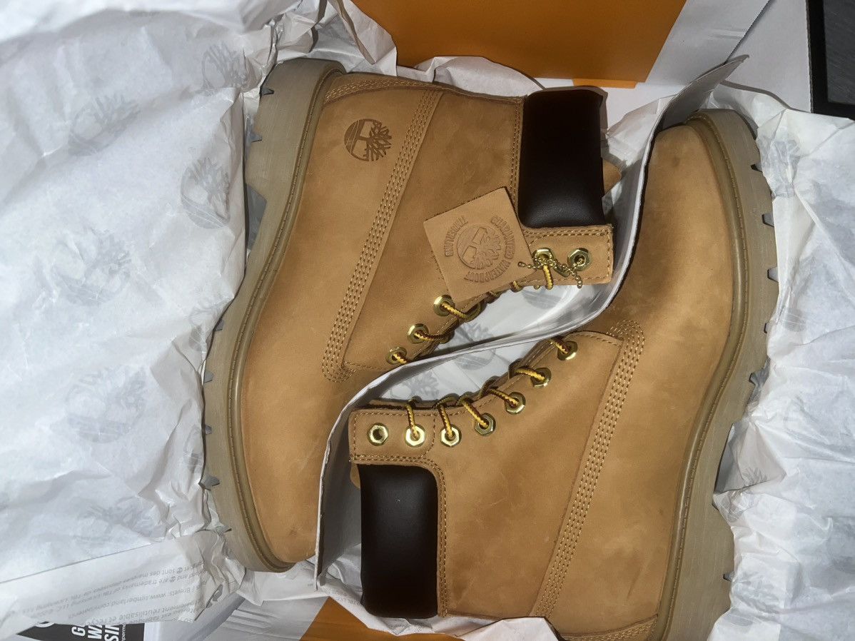 Timberland Men’s timberland classic 6 inch boots Size US 8 / EU 41 - 4 Thumbnail