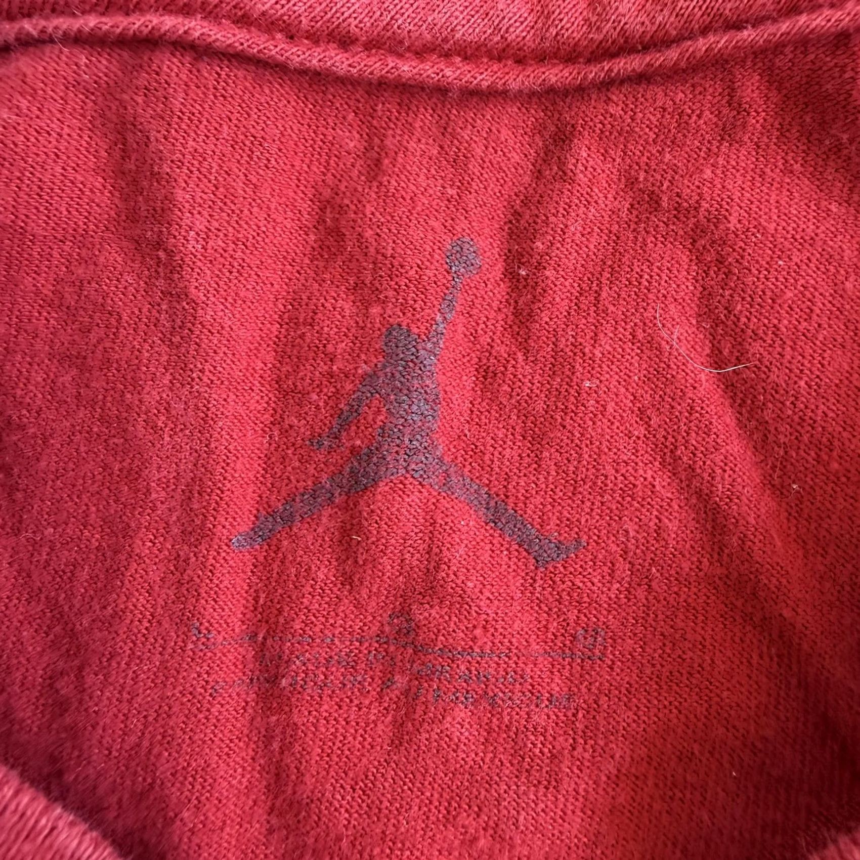 Jordan Brand Jordan Sick Kicks Since 1985 Shirt Mens Large Red Sneaker Graphic Tee T-Shirt Size US L / EU 52-54 / 3 - 3 Thumbnail