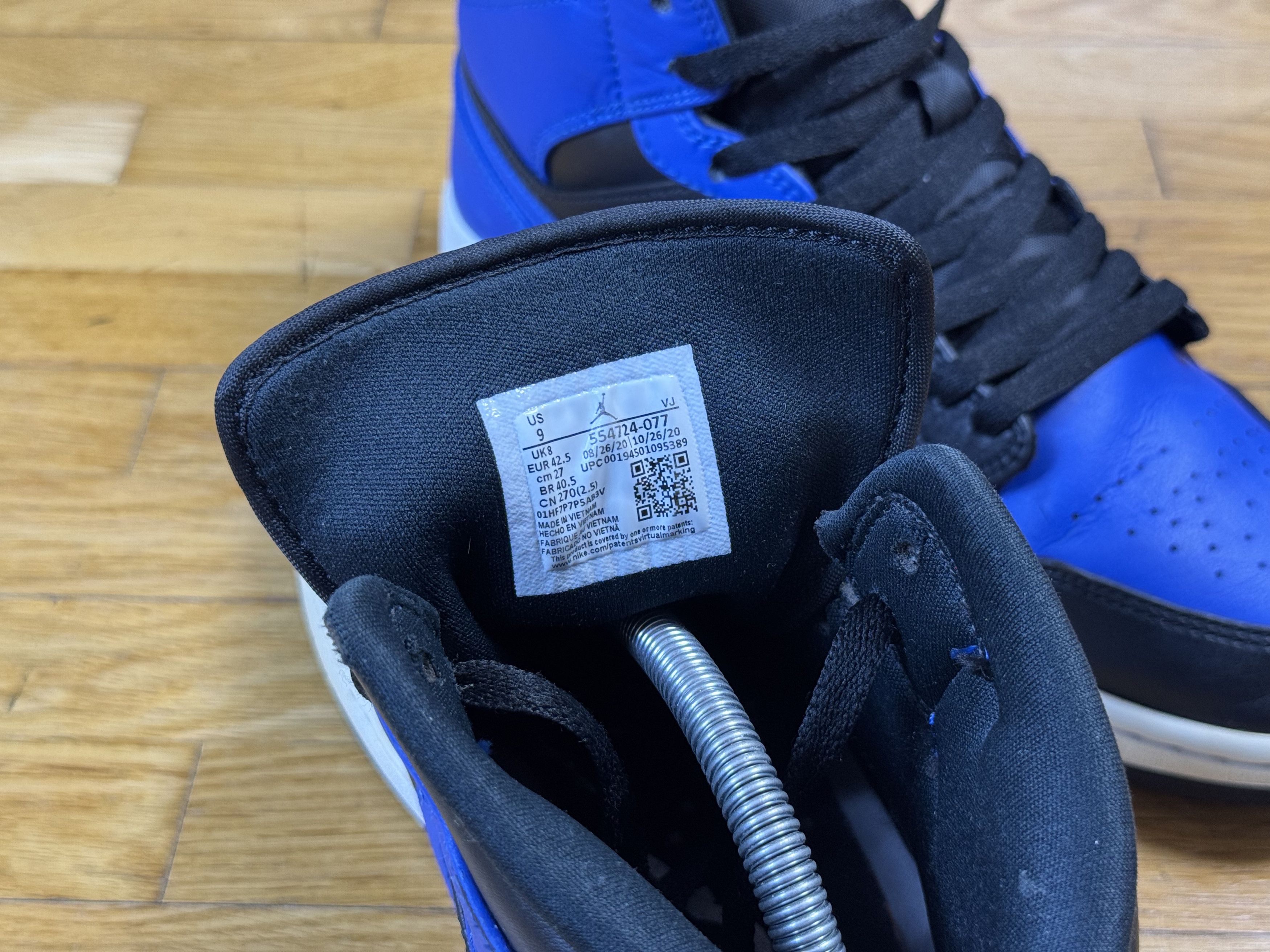Nike Shoes NIKE AIR JORDAN 1 Mid Hyper Royal Size US 9 / EU 42 - 9 Thumbnail