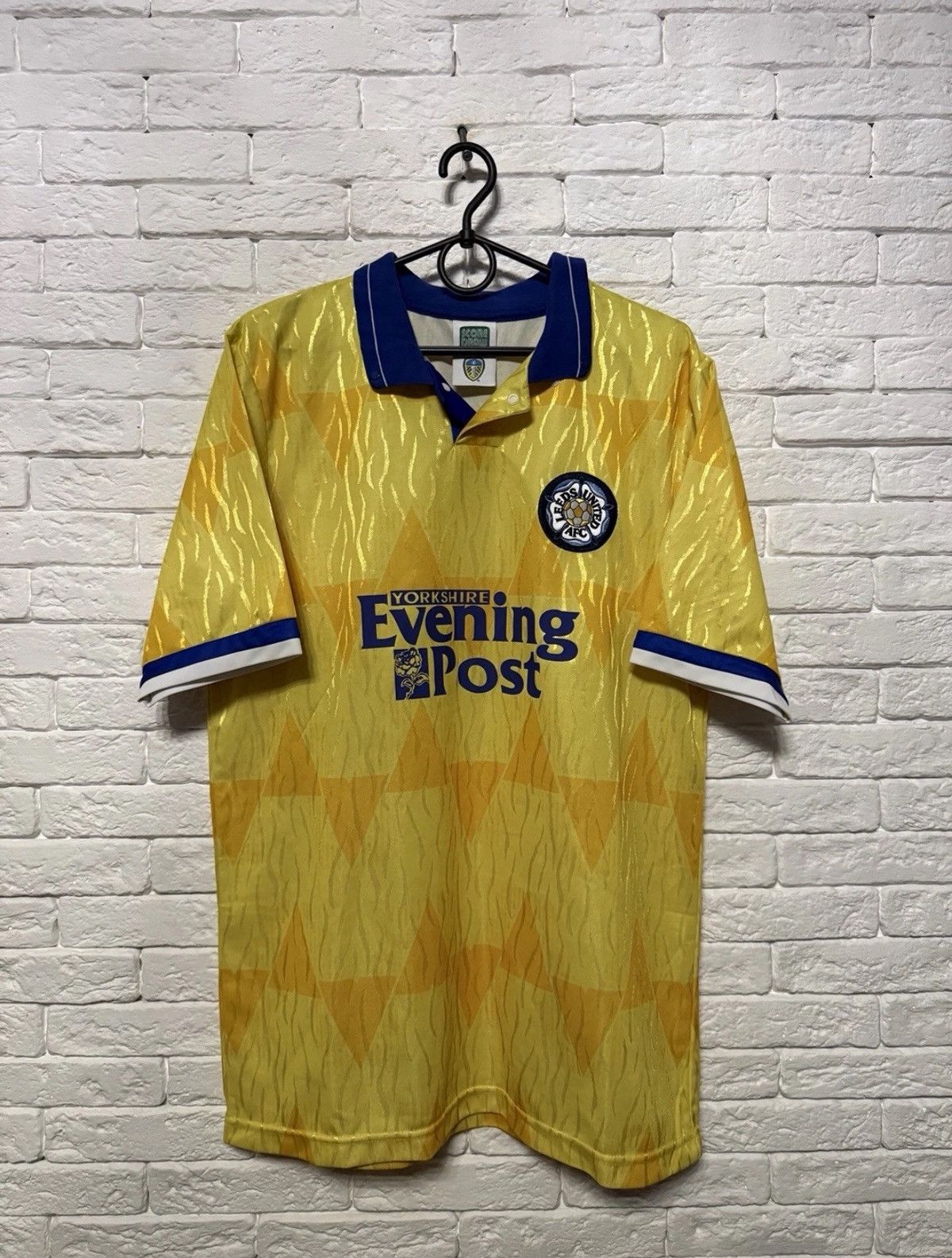 Leeds United Away Jersey Retro Football Shirt Score Draw