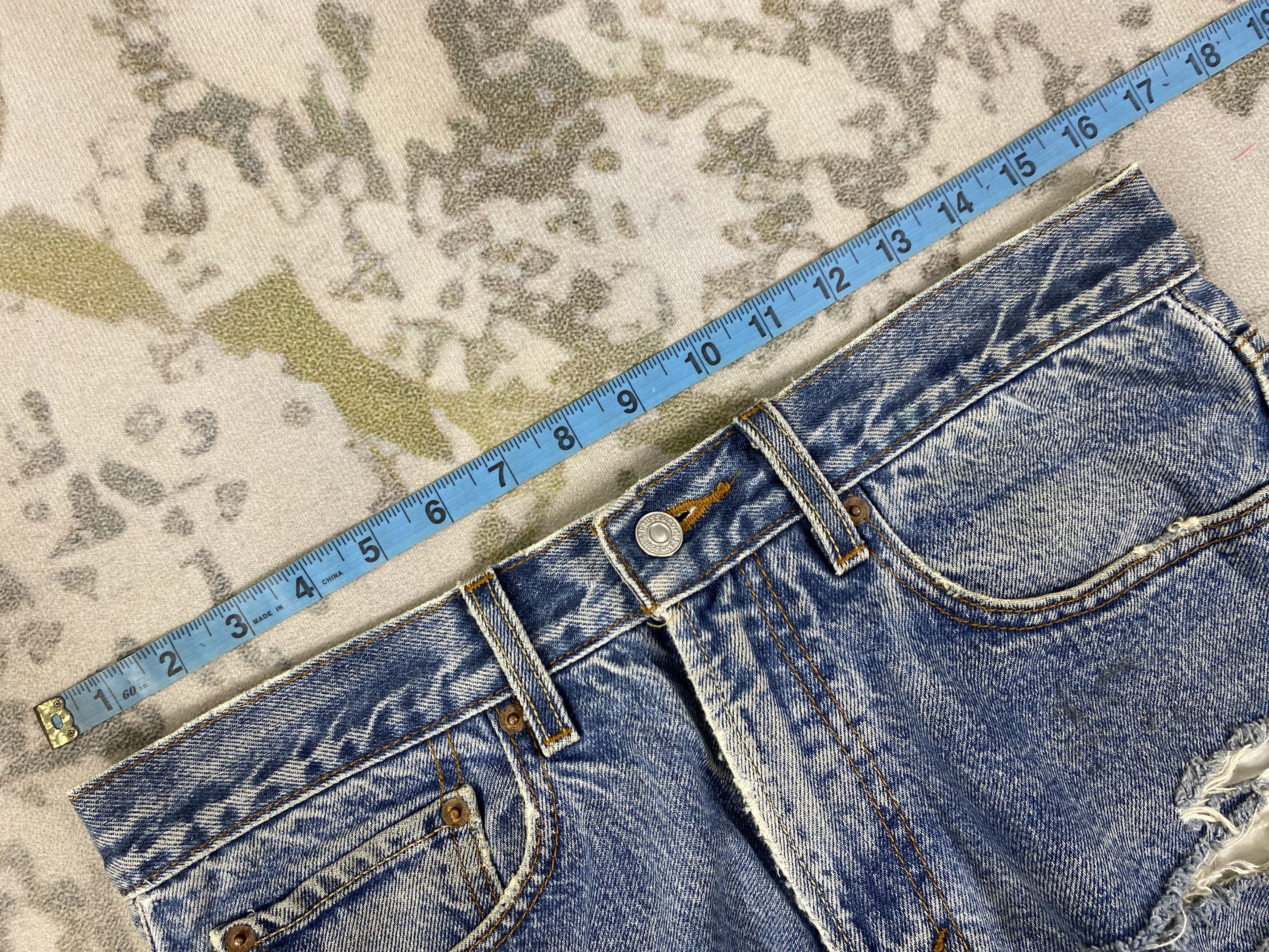 Levi's Ripped Blue Vintage Levis Jeans 32x28 - JN3057 Size US 32 / EU 48 - 5 Thumbnail