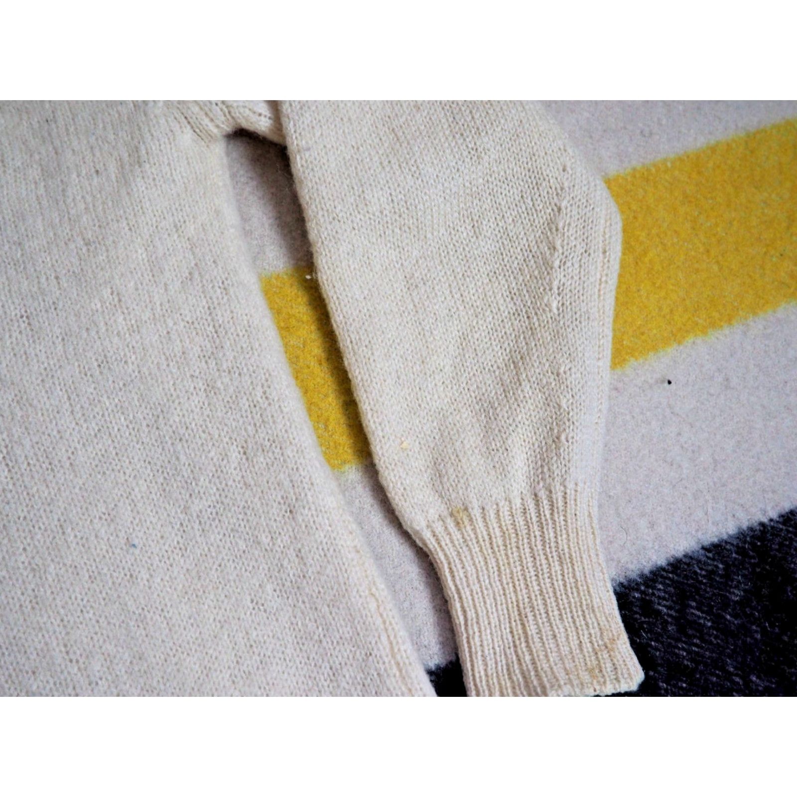 Vintage VTG 60s 70s Cream Wool Button Pocket Fisherman Cardigan Grandpa Sweater Mens M Shirt Size US M / EU 48-50 / 2 - 5 Thumbnail