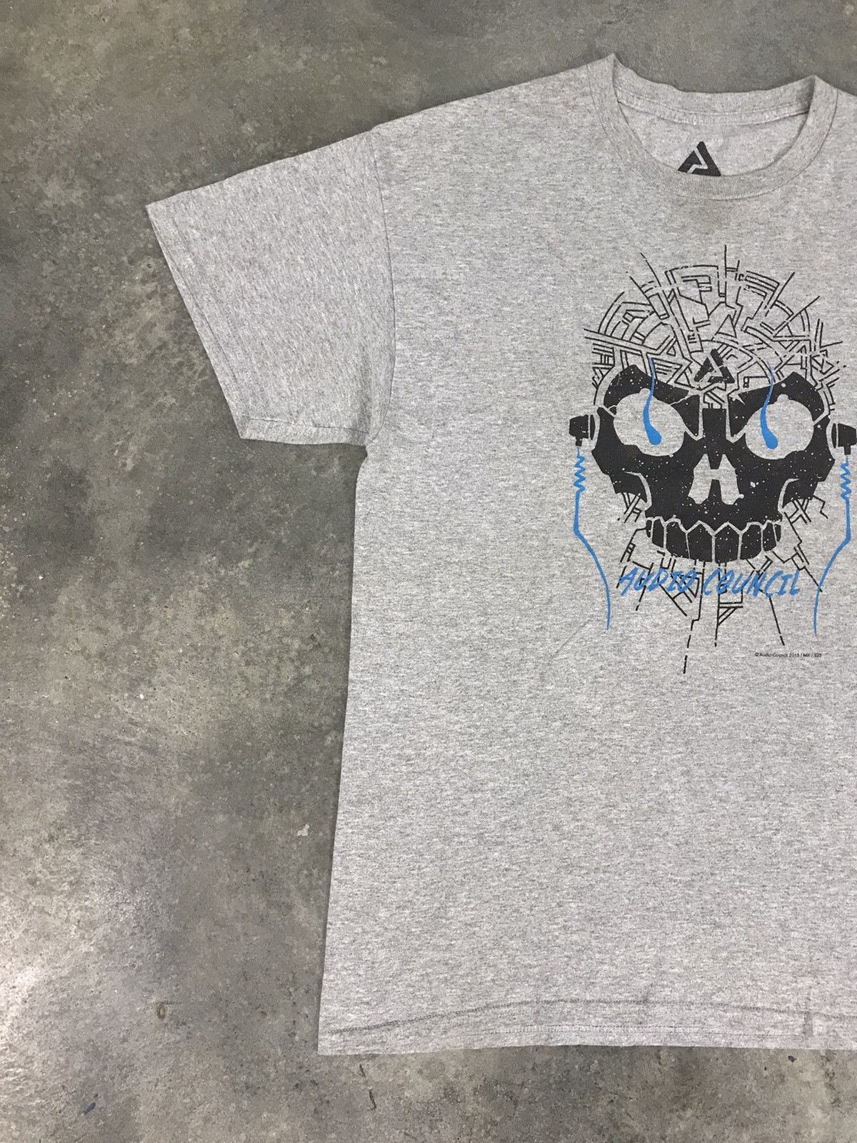 Japanese Brand Audio Council Graphic Skull Design Tee Size US L / EU 52-54 / 3 - 3 Thumbnail